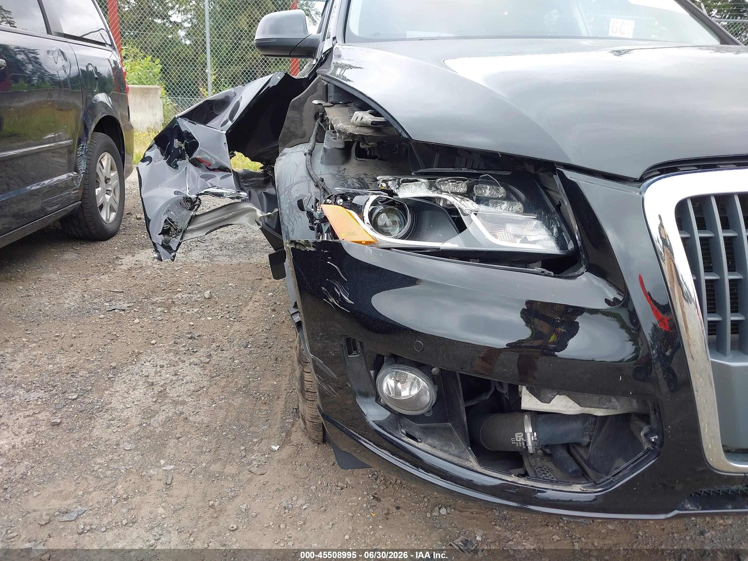 2011 Audi Q5 2.0t Premium Black vin: WA1LFAFP0BA085578