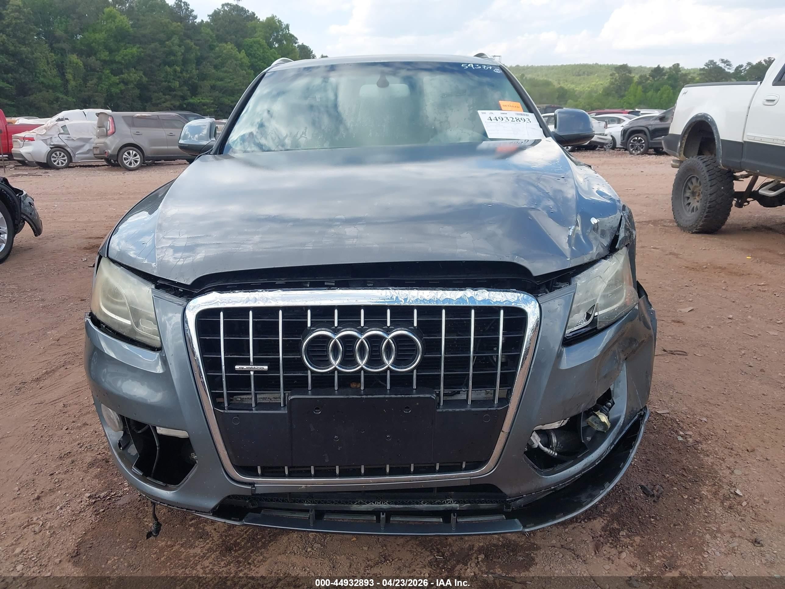 2012 Audi Q5 2.0t Premium Gray vin: WA1LFAFP0CA060438