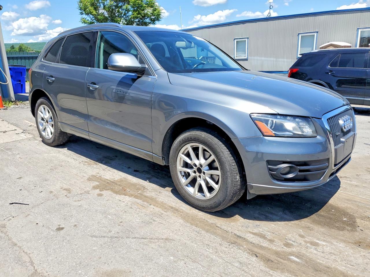 2012 Audi Q5 Premium Plus Gray vin: WA1LFAFP0CA066482