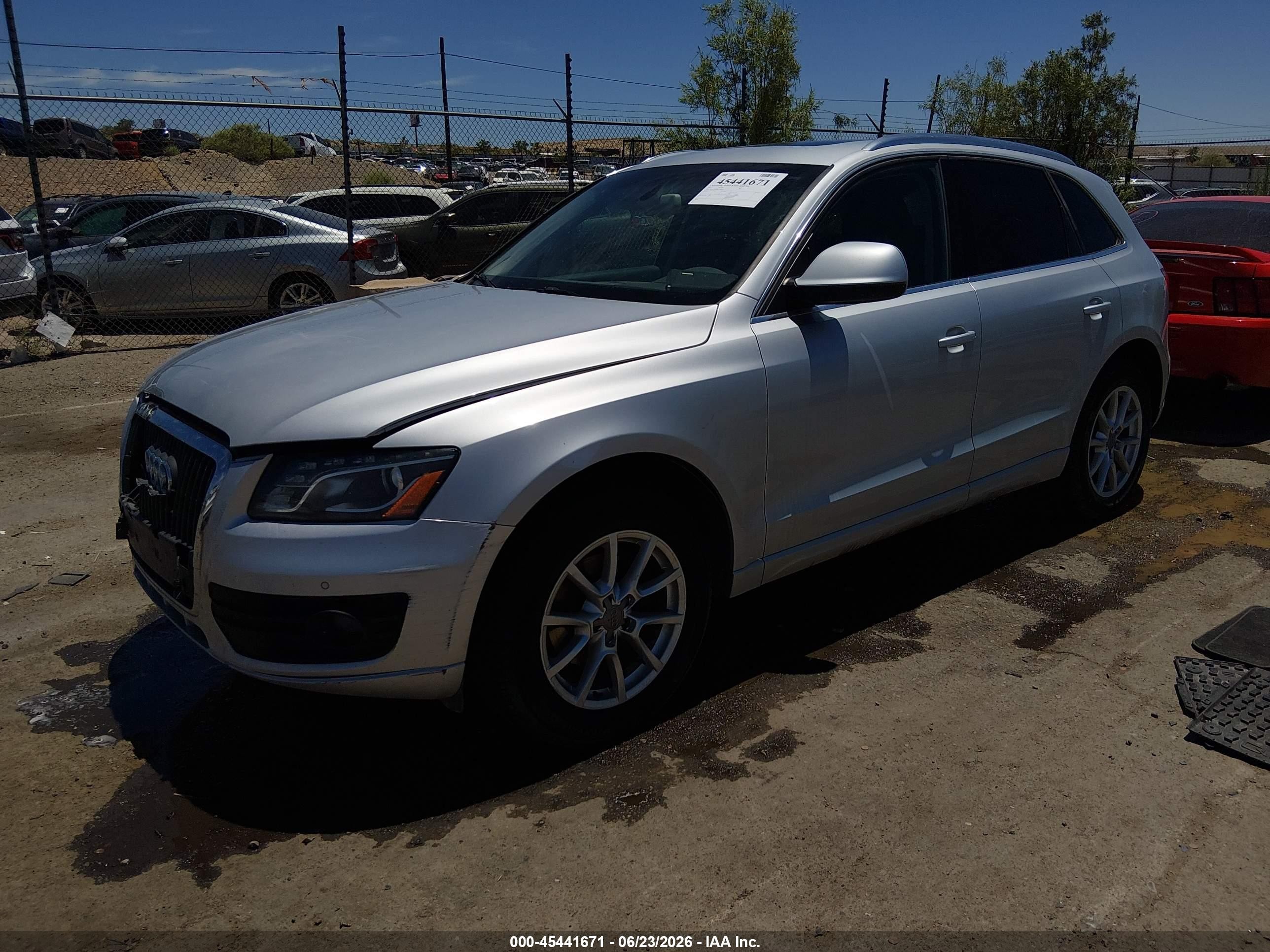 2012 Audi Q5 2.0t Premium Silver vin: WA1LFAFP0CA098297