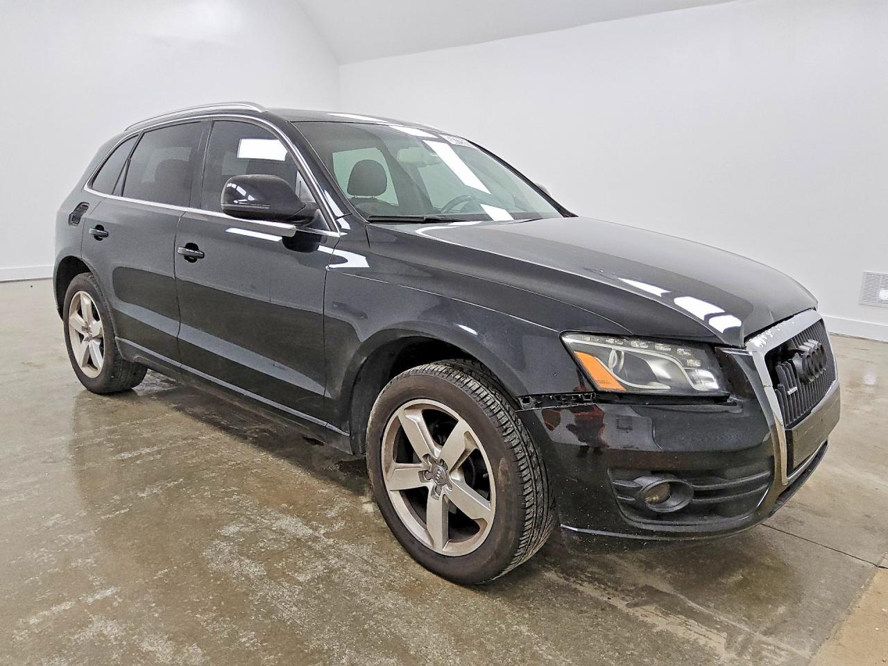 2012 Audi Q5 Premium Plus Черный vin: WA1LFAFP0CA108763