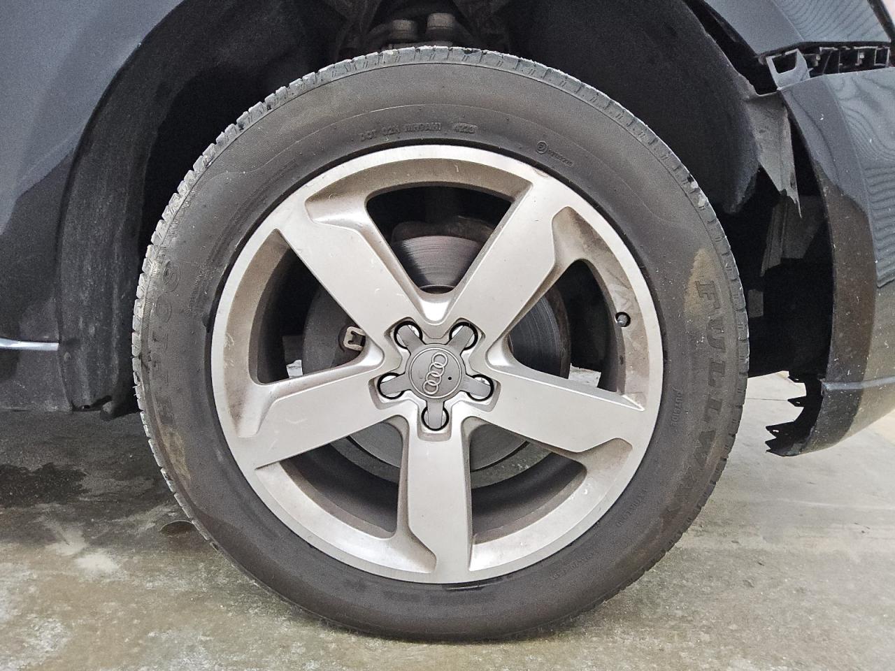 2012 Audi Q5 Premium Plus Черный vin: WA1LFAFP0CA108763 Damage: Right Front Wheel, Curb Rash, 1 To 2 Inches