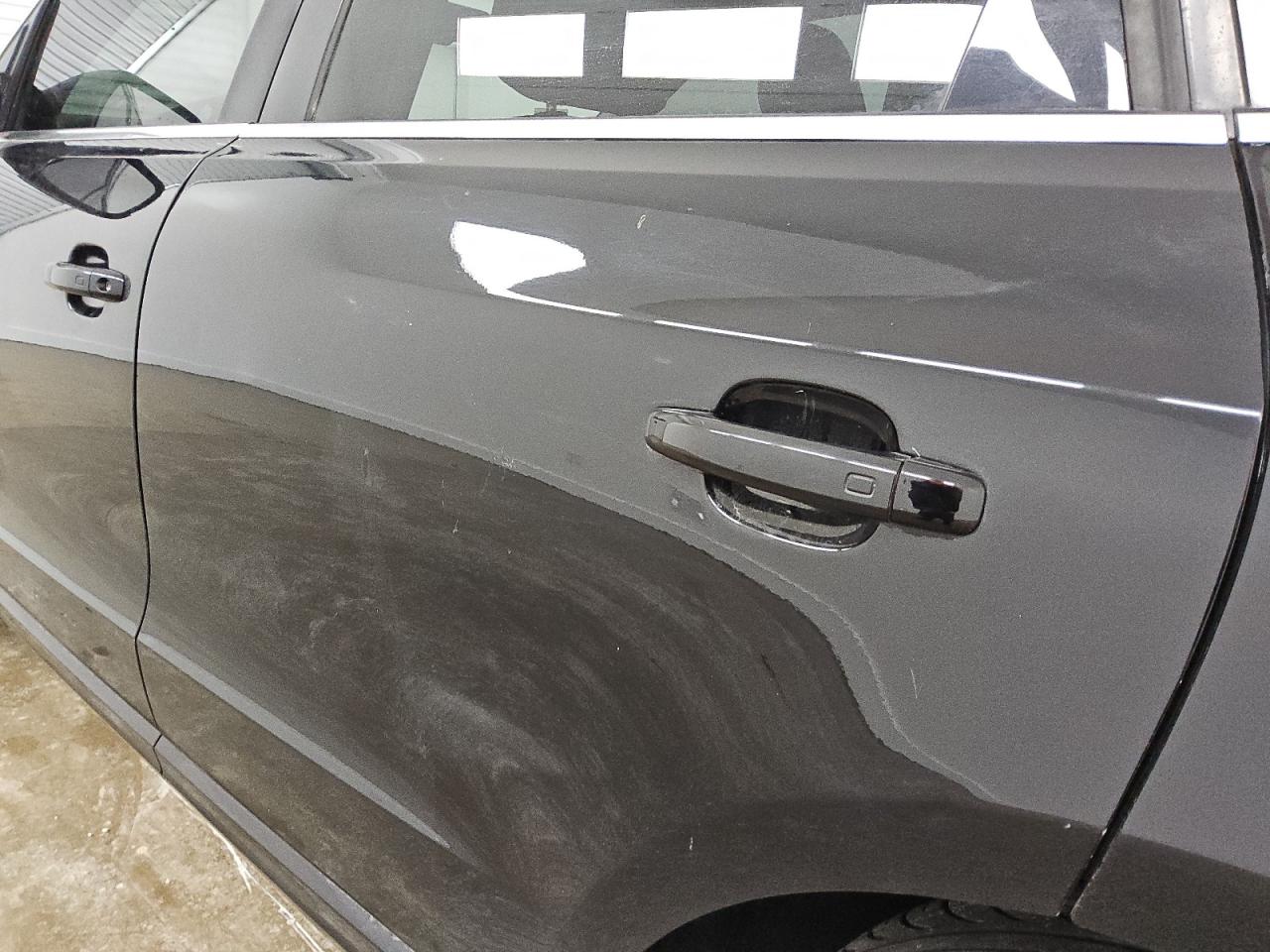 2012 Audi Q5 Premium Plus Черный vin: WA1LFAFP0CA108763 Damage: Left Rear Door, Heavy Scratch, 6 To 7 Inches