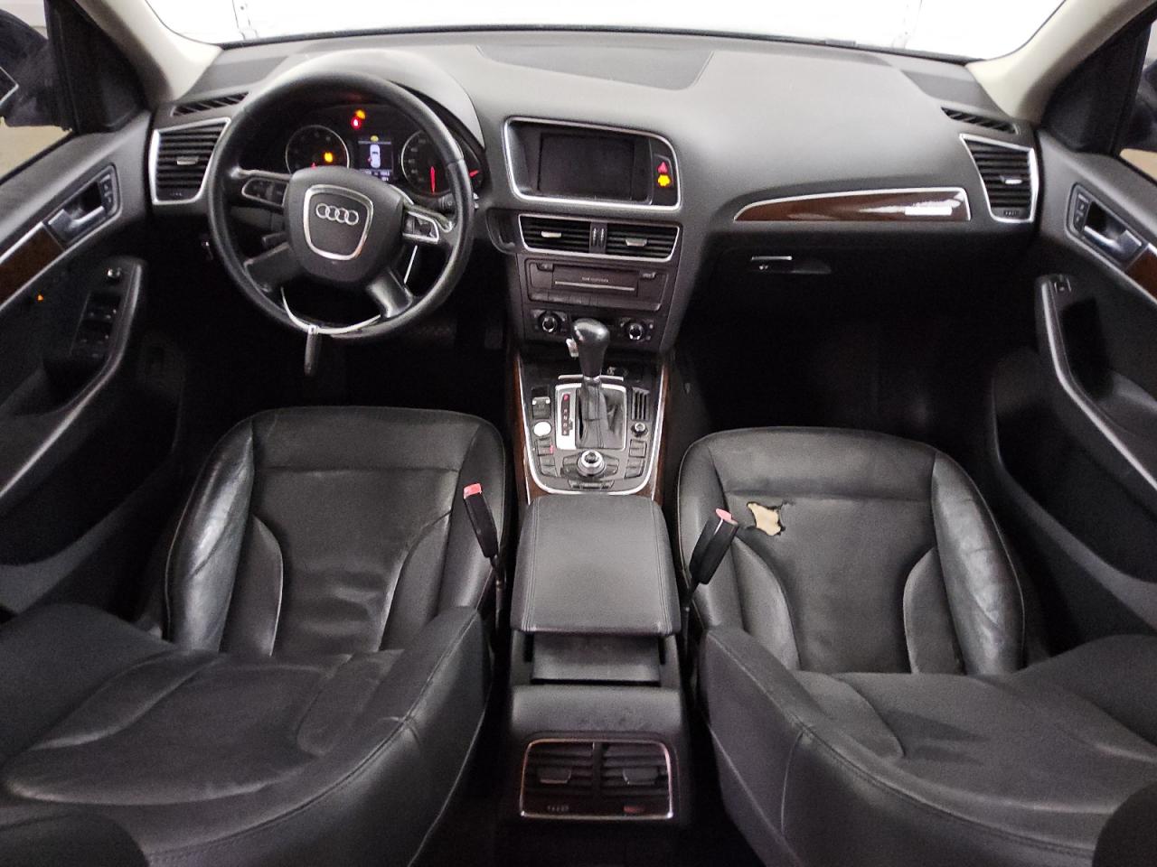 2012 Audi Q5 Premium Plus Черный vin: WA1LFAFP0CA108763 Damage: Right Front Seat Cushion, Torn, 5 To 6 Inches