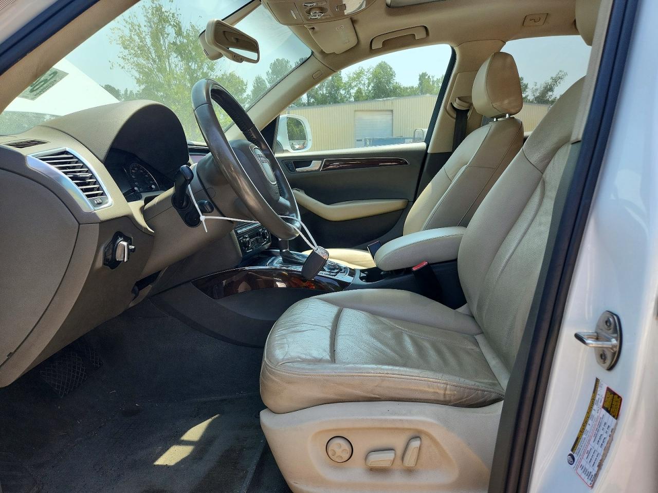 2012 Audi Q5 Premium Plus White vin: WA1LFAFP0CA138670