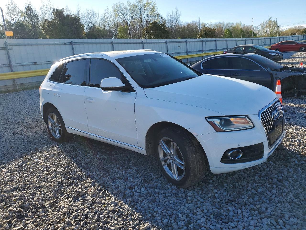 2013 Audi Q5 White vin: WA1LFAFP0DA053569