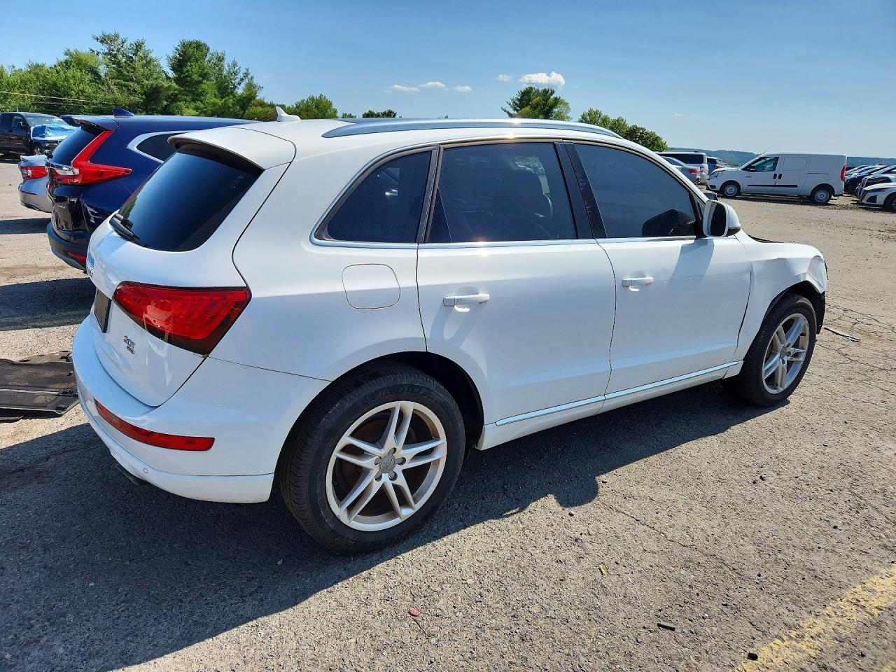 2013 Audi Q5 Premium Plus Белый vin: WA1LFAFP0DA101054