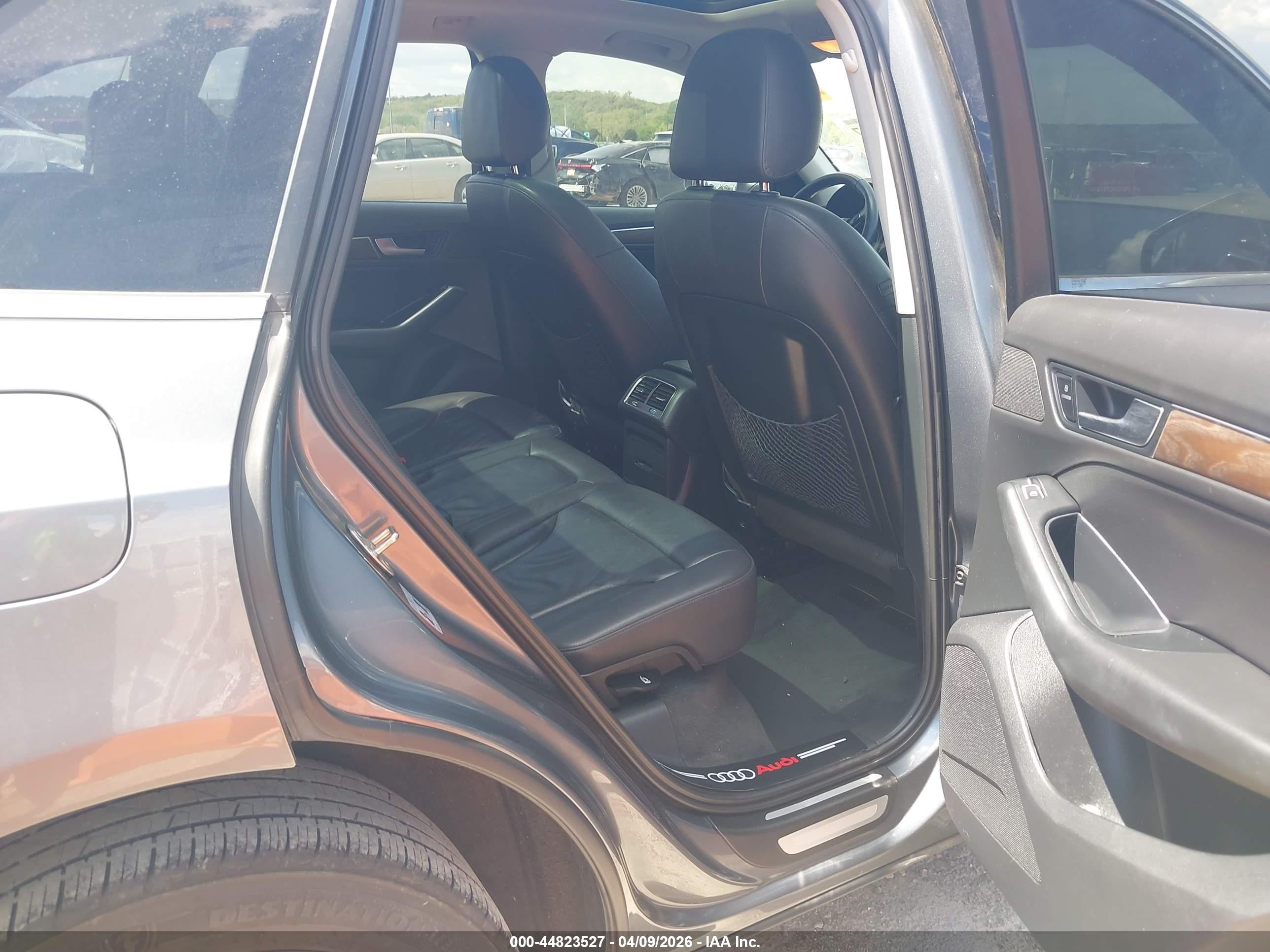 2014 Audi Q5 2.0t Premium Gray vin: WA1LFAFP0EA004986