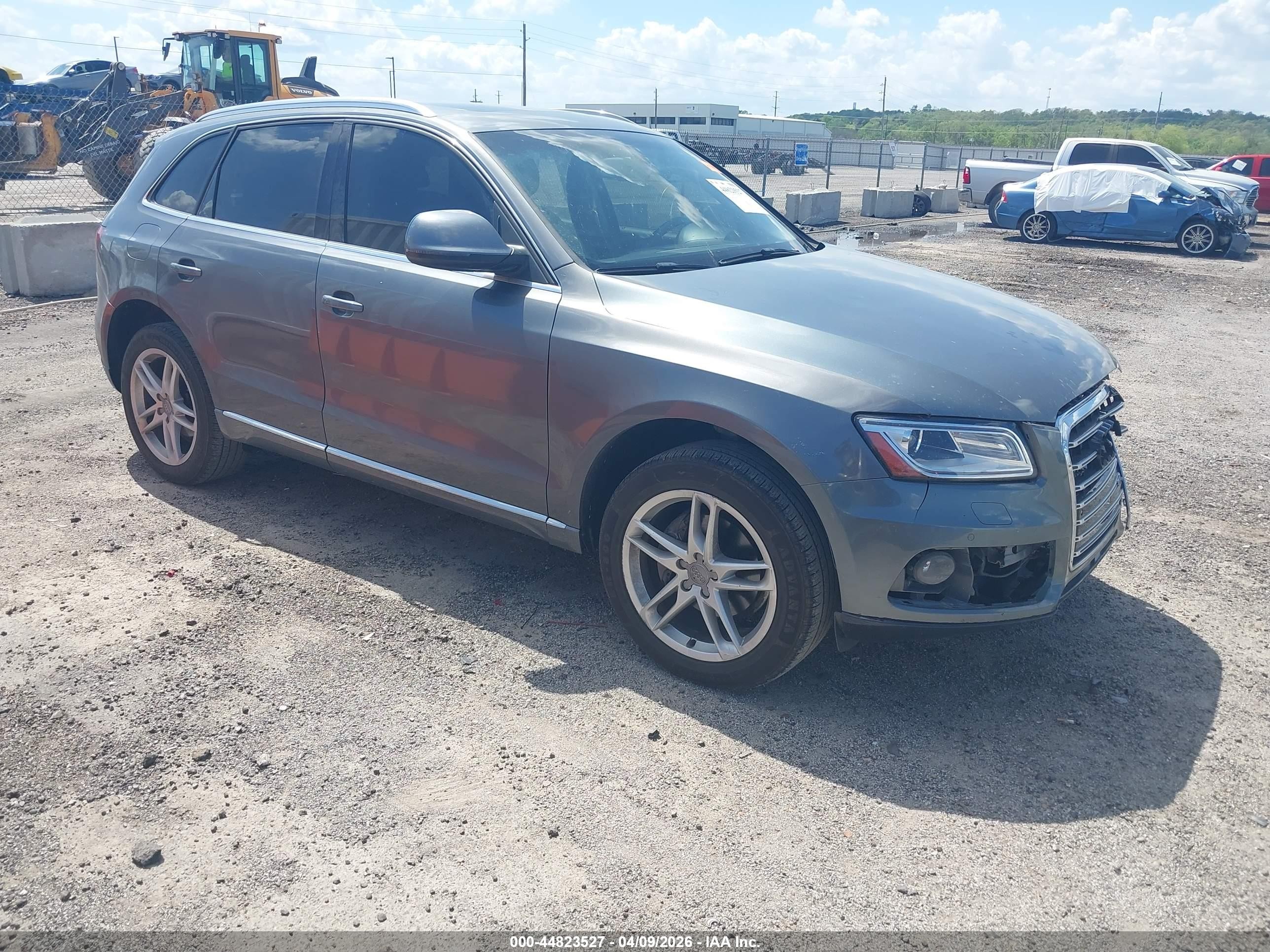 2014 Audi Q5 2.0t Premium Gray vin: WA1LFAFP0EA004986