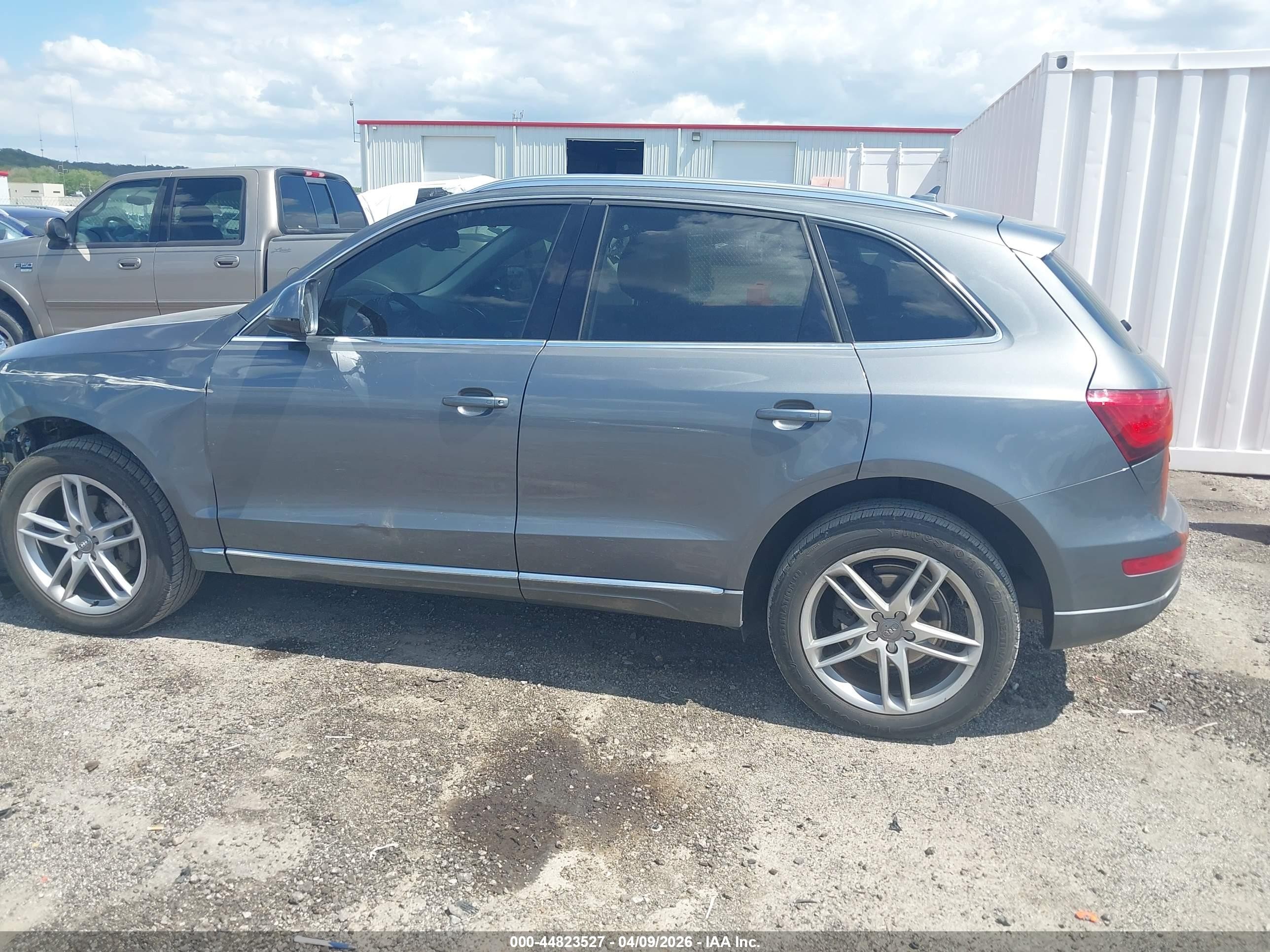 2014 Audi Q5 2.0t Premium Gray vin: WA1LFAFP0EA004986