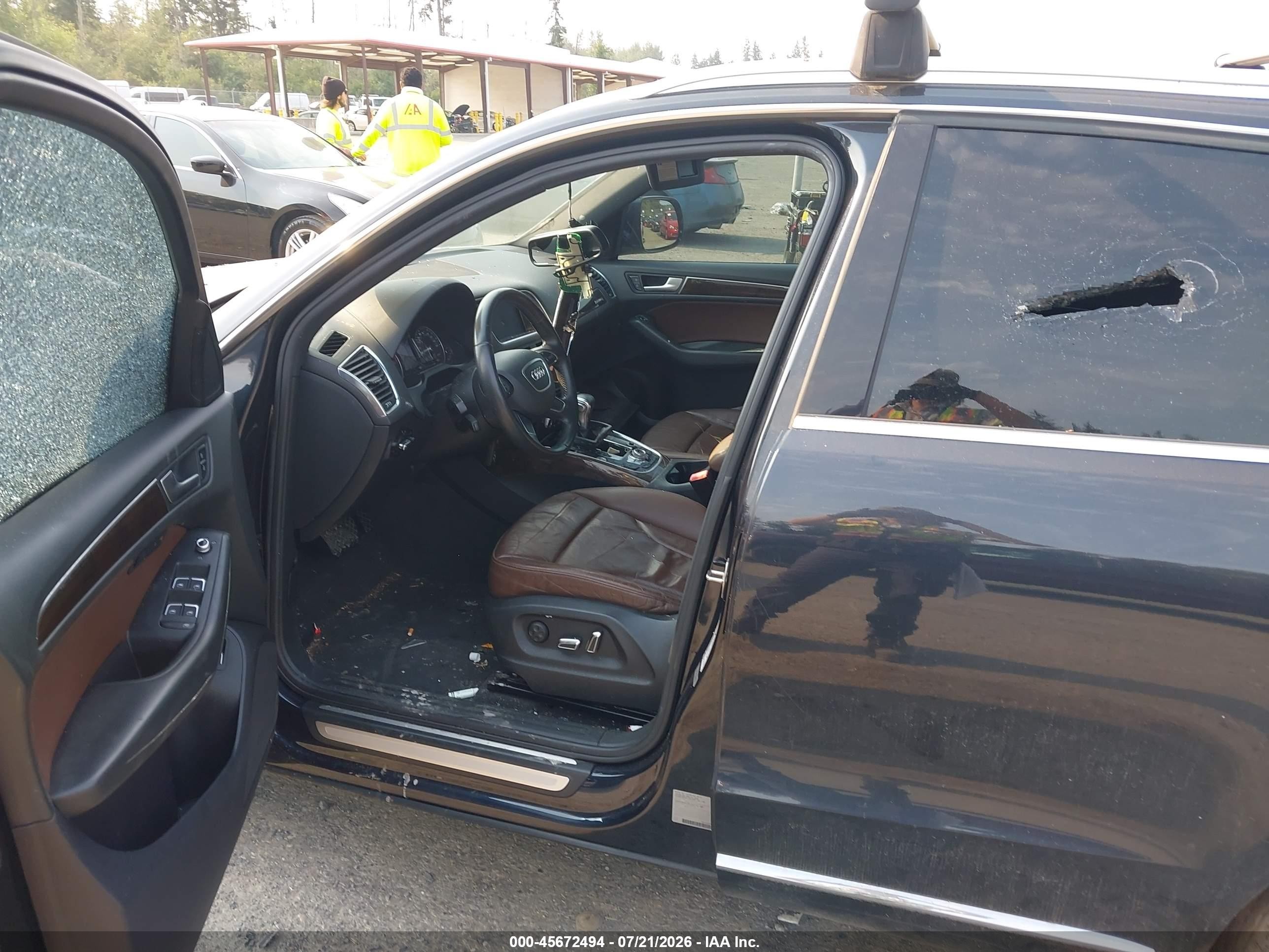 2014 Audi Q5 2.0t Premium Black vin: WA1LFAFP0EA009136