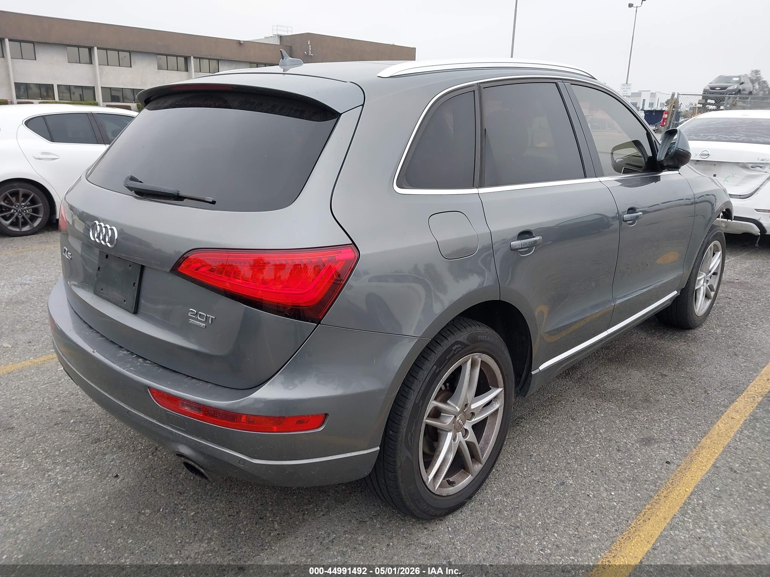 2014 Audi Q5 2.0t Premium Gray vin: WA1LFAFP0EA057087