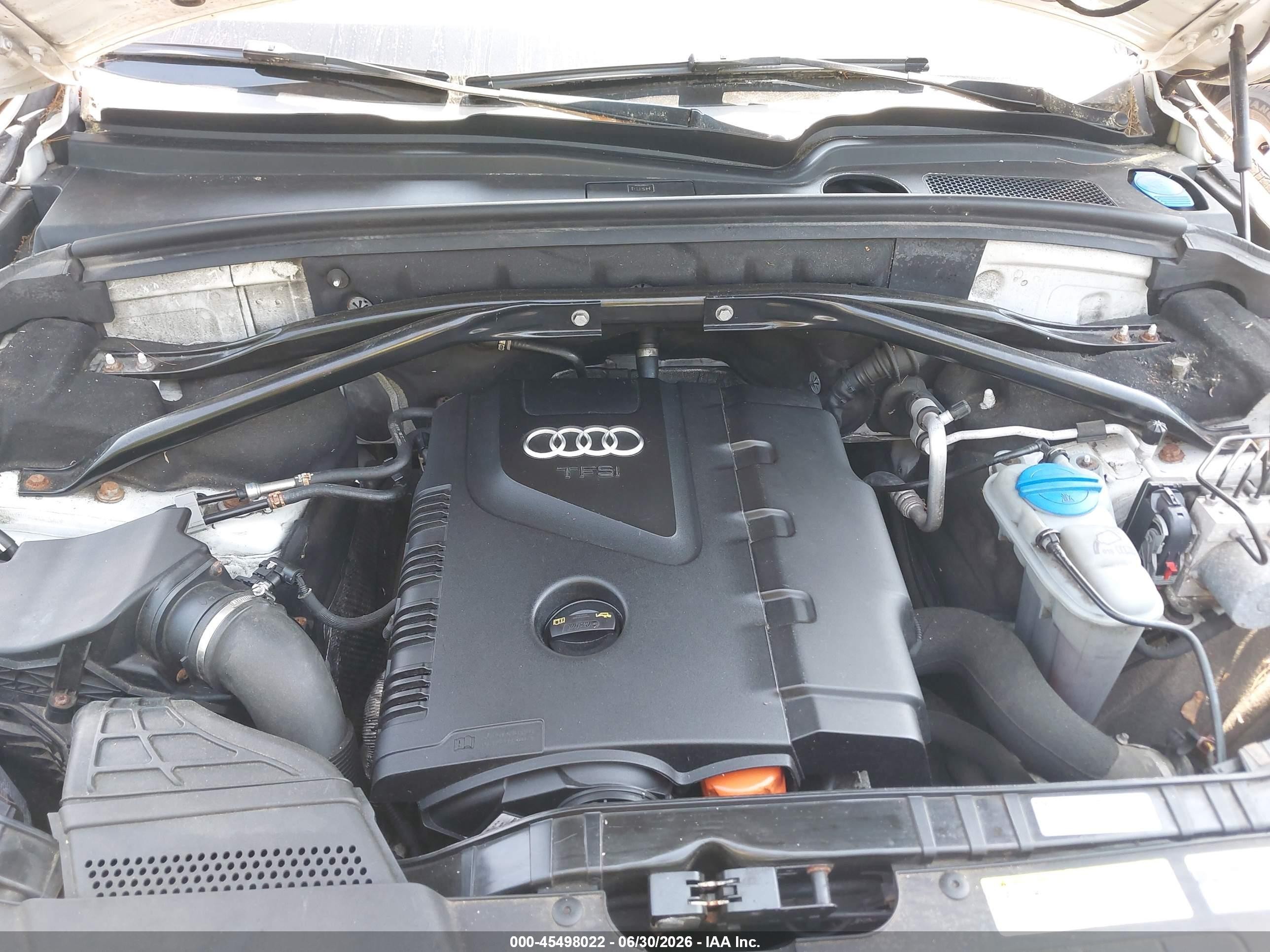 2014 Audi Q5 2.0t Premium White vin: WA1LFAFP0EA080661