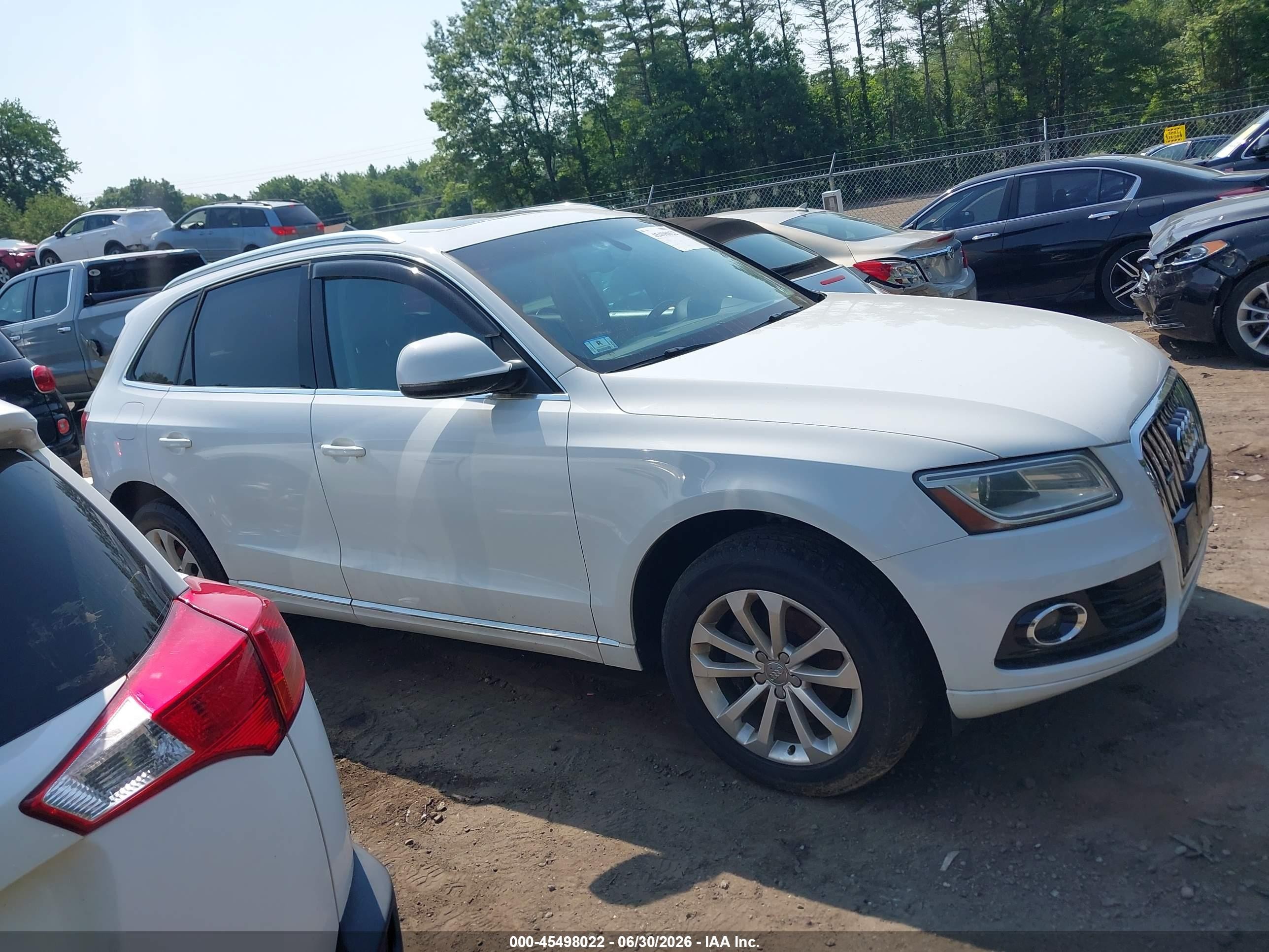 2014 Audi Q5 2.0t Premium White vin: WA1LFAFP0EA080661