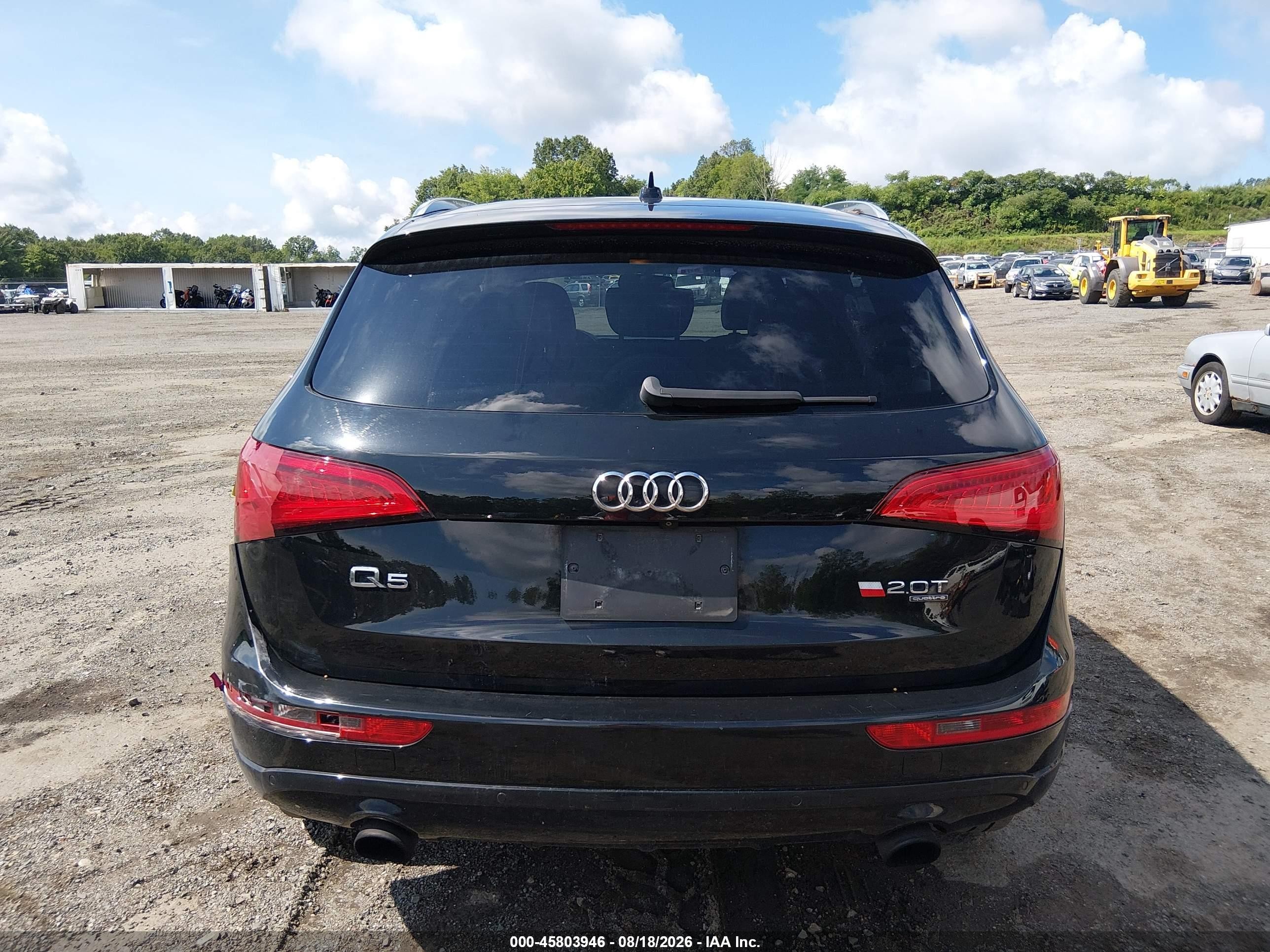 2014 Audi Q5 2.0t Premium Черный vin: WA1LFAFP0EA119507