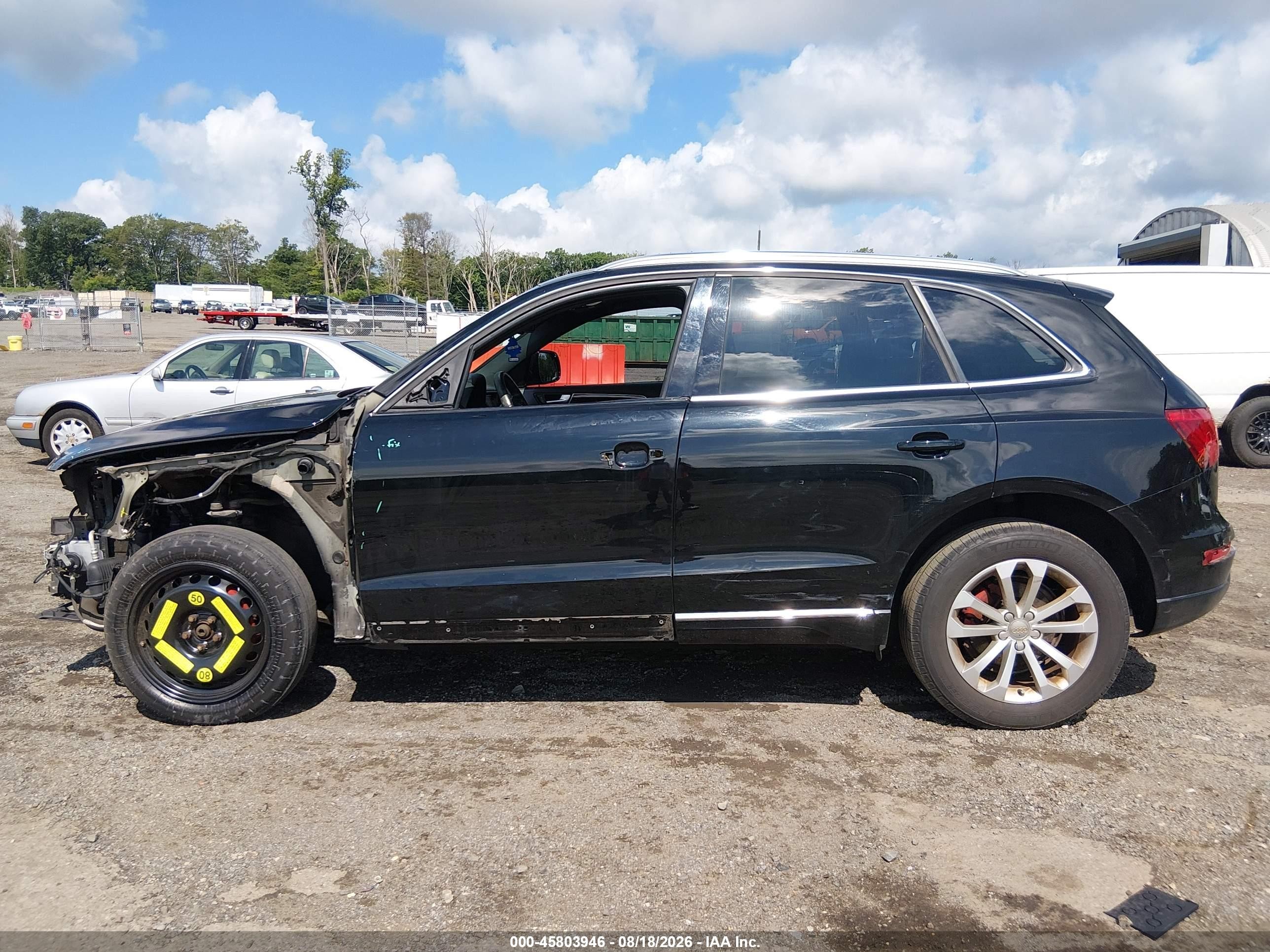 2014 Audi Q5 2.0t Premium Черный vin: WA1LFAFP0EA119507