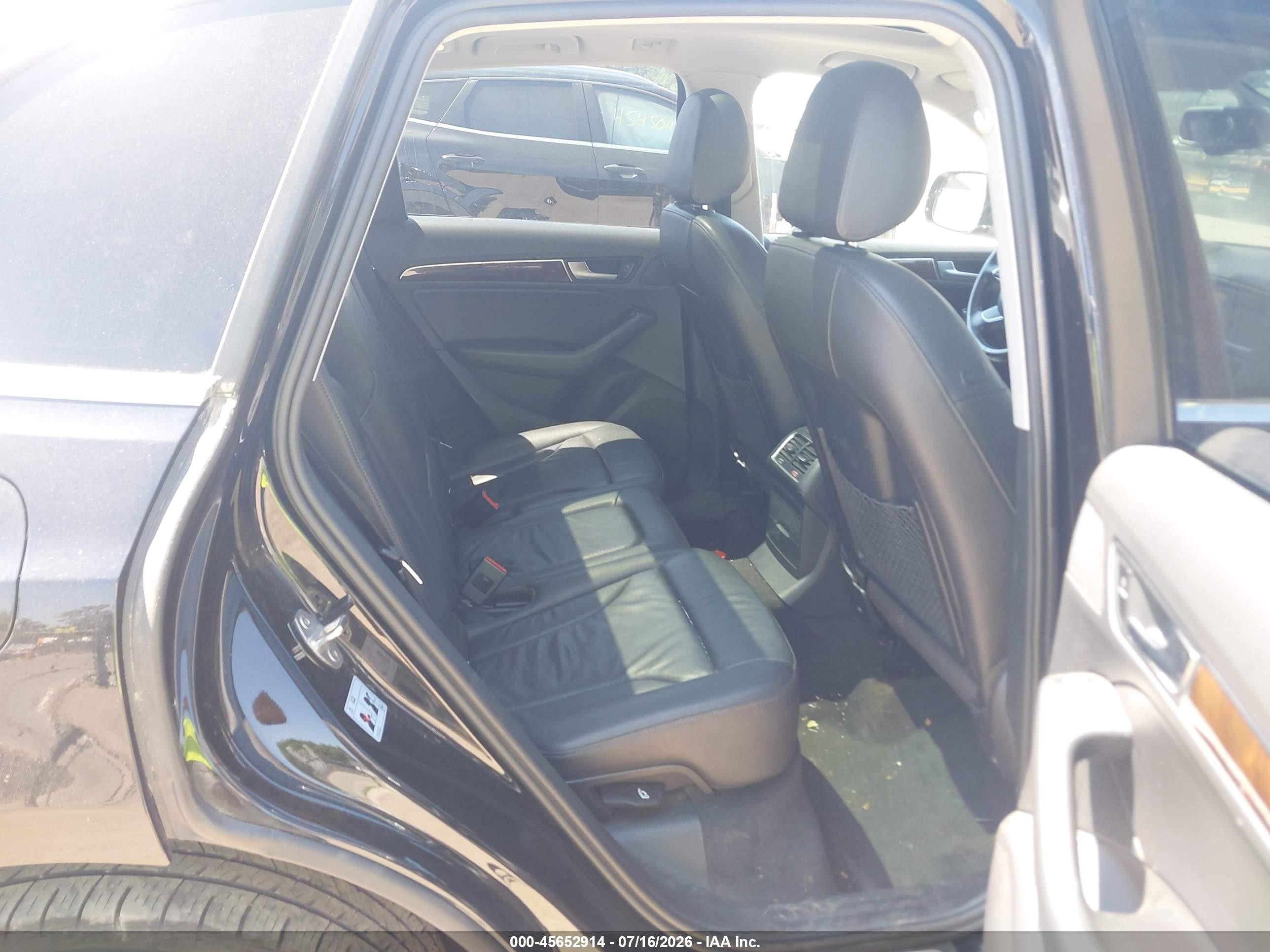 2015 Audi Q5 2.0t Premium Black vin: WA1LFAFP0FA021420
