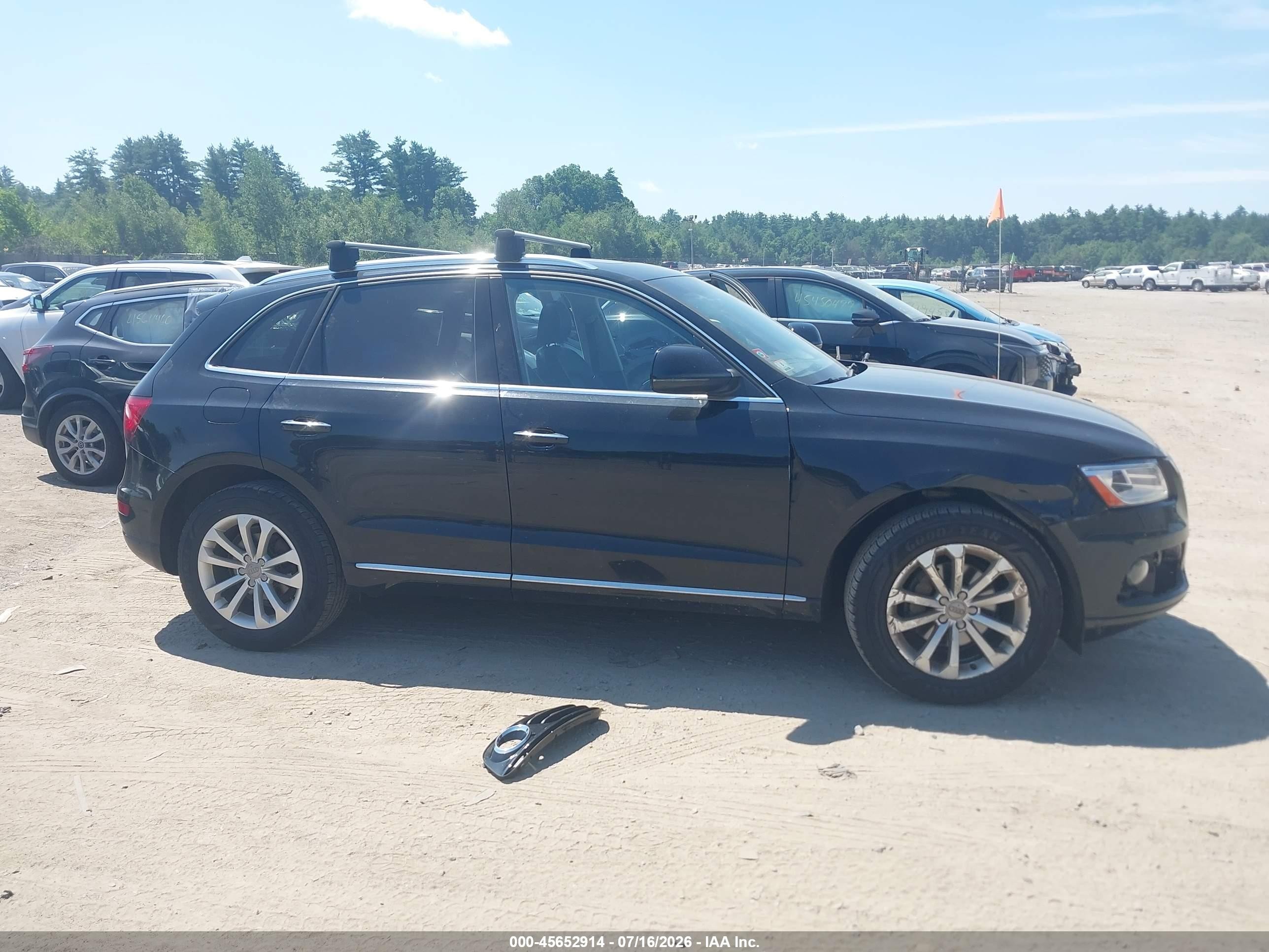 2015 Audi Q5 2.0t Premium Black vin: WA1LFAFP0FA021420