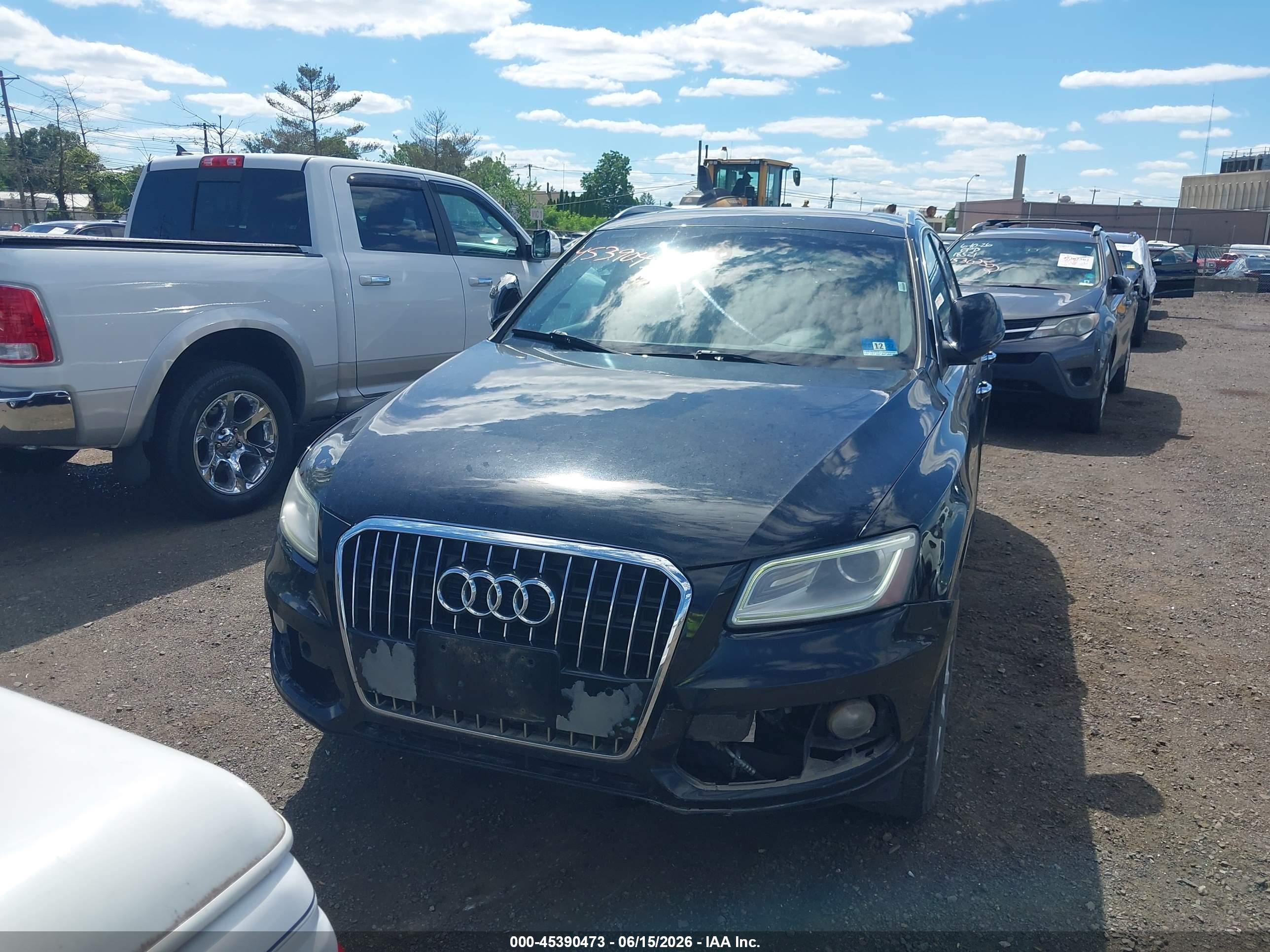 2015 Audi Q5 2.0t Premium Black vin: WA1LFAFP0FA042834