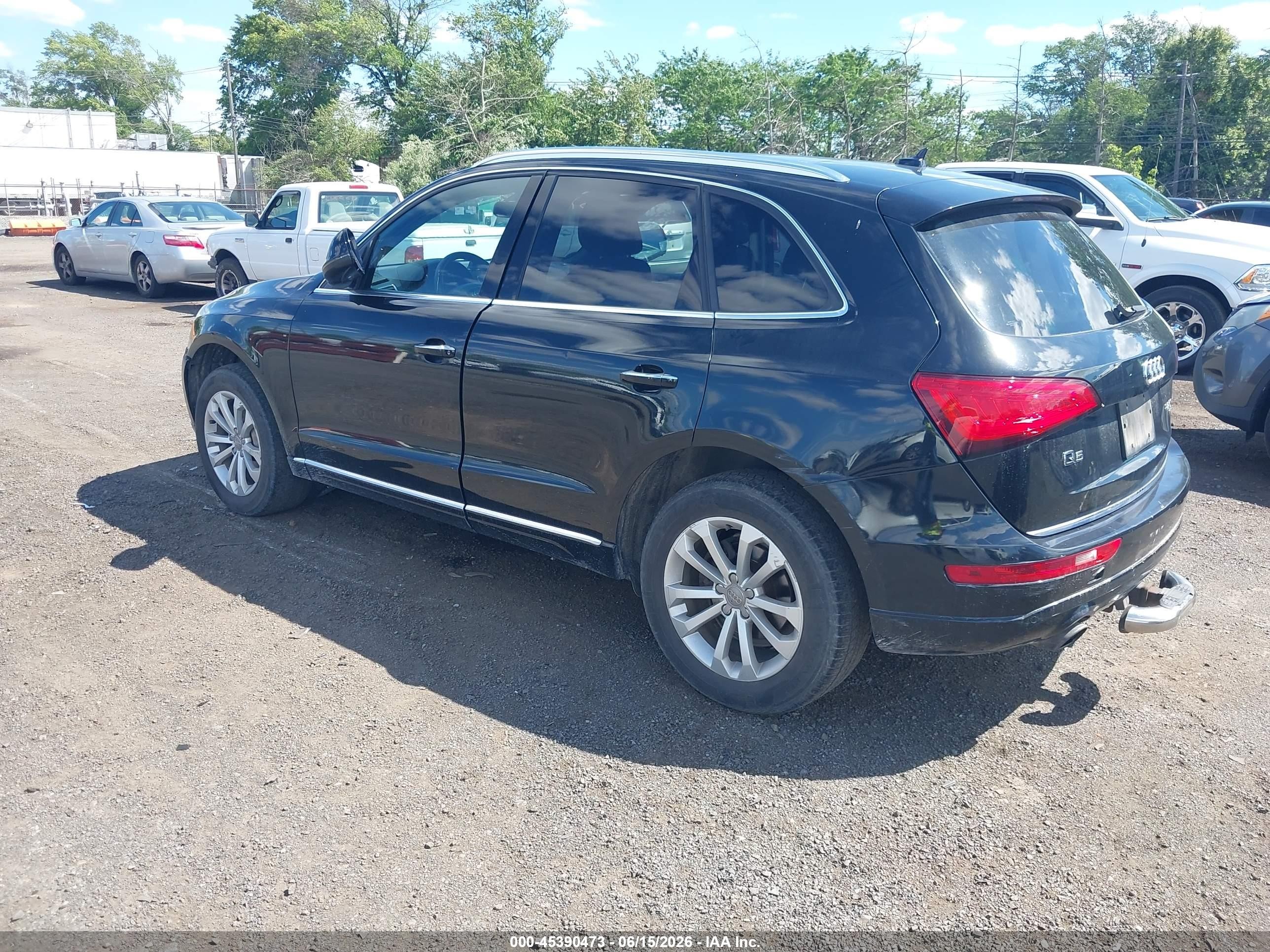 2015 Audi Q5 2.0t Premium Black vin: WA1LFAFP0FA042834