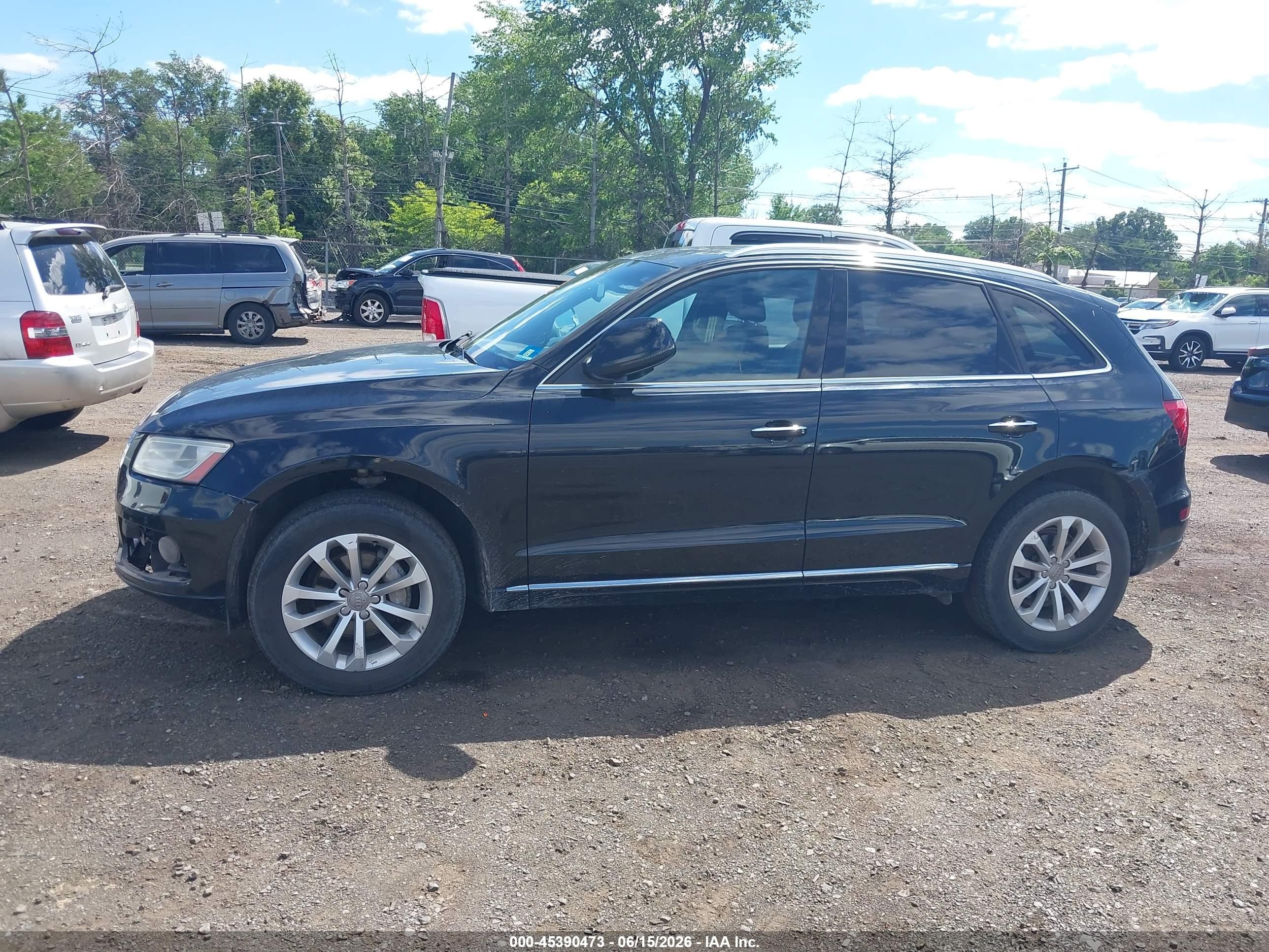 2015 Audi Q5 2.0t Premium Black vin: WA1LFAFP0FA042834