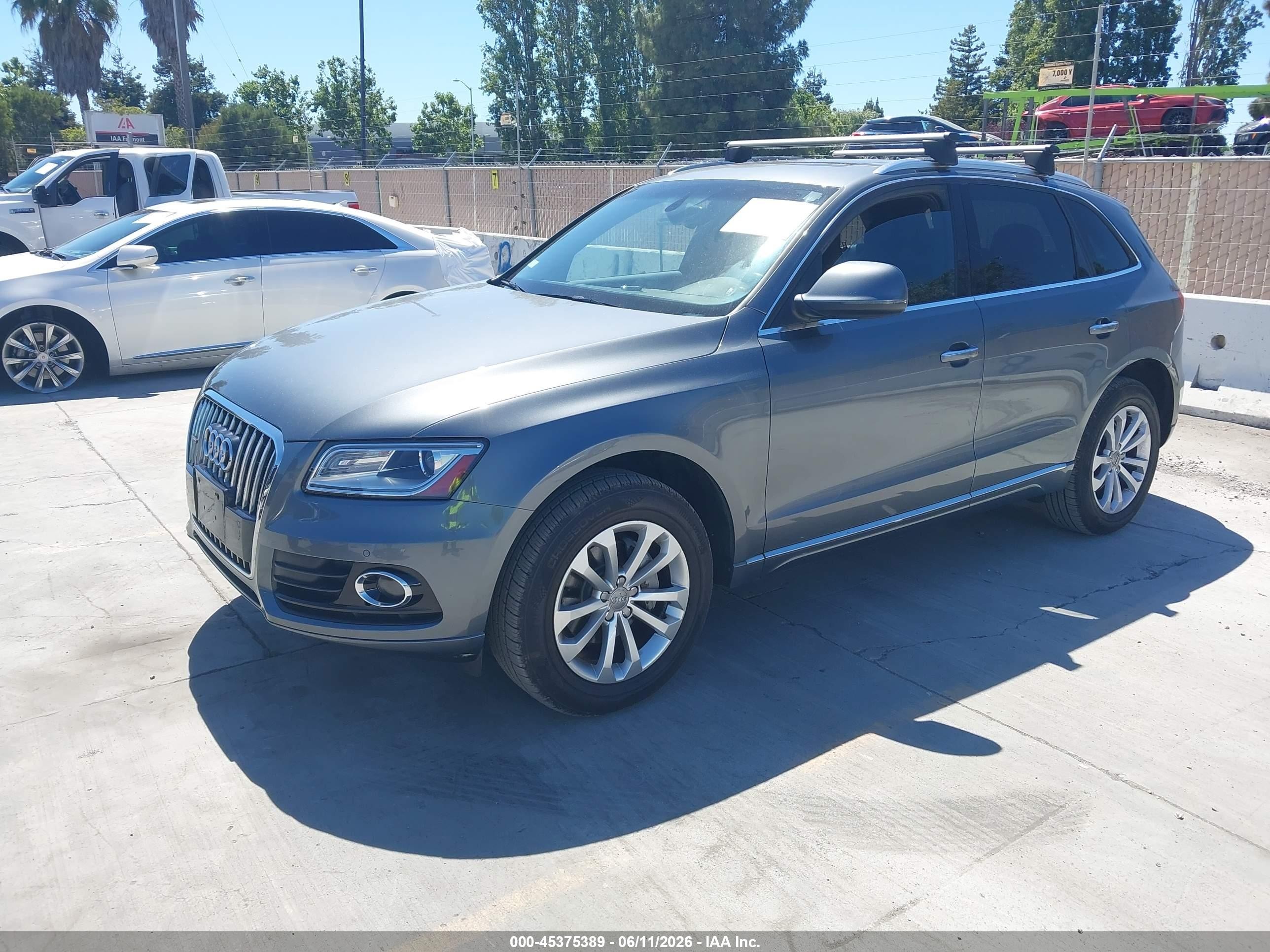 2015 Audi Q5 2.0t Premium Gray vin: WA1LFAFP0FA050626