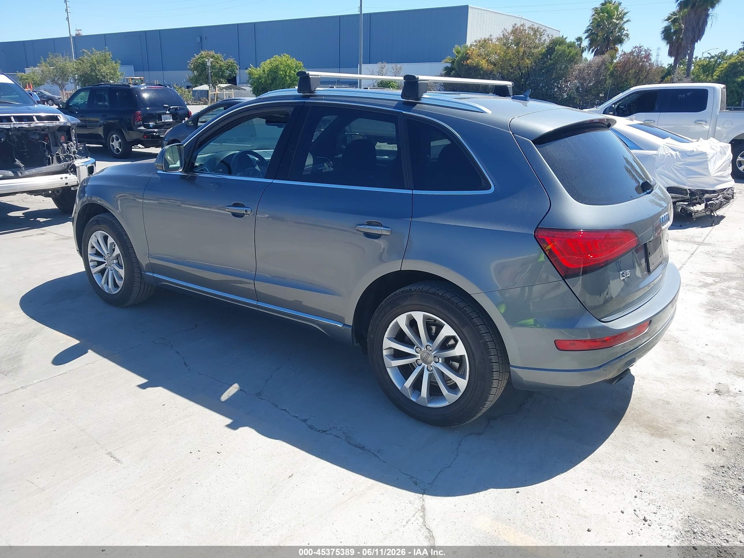 2015 Audi Q5 2.0t Premium Gray vin: WA1LFAFP0FA050626