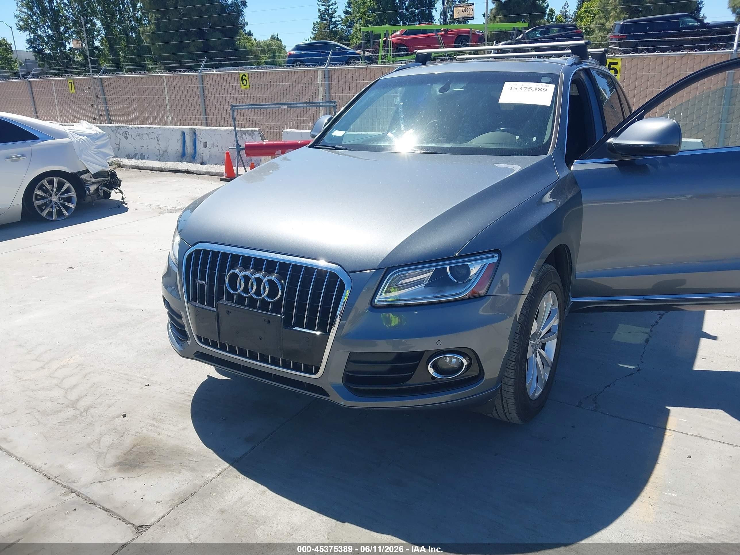 2015 Audi Q5 2.0t Premium Gray vin: WA1LFAFP0FA050626