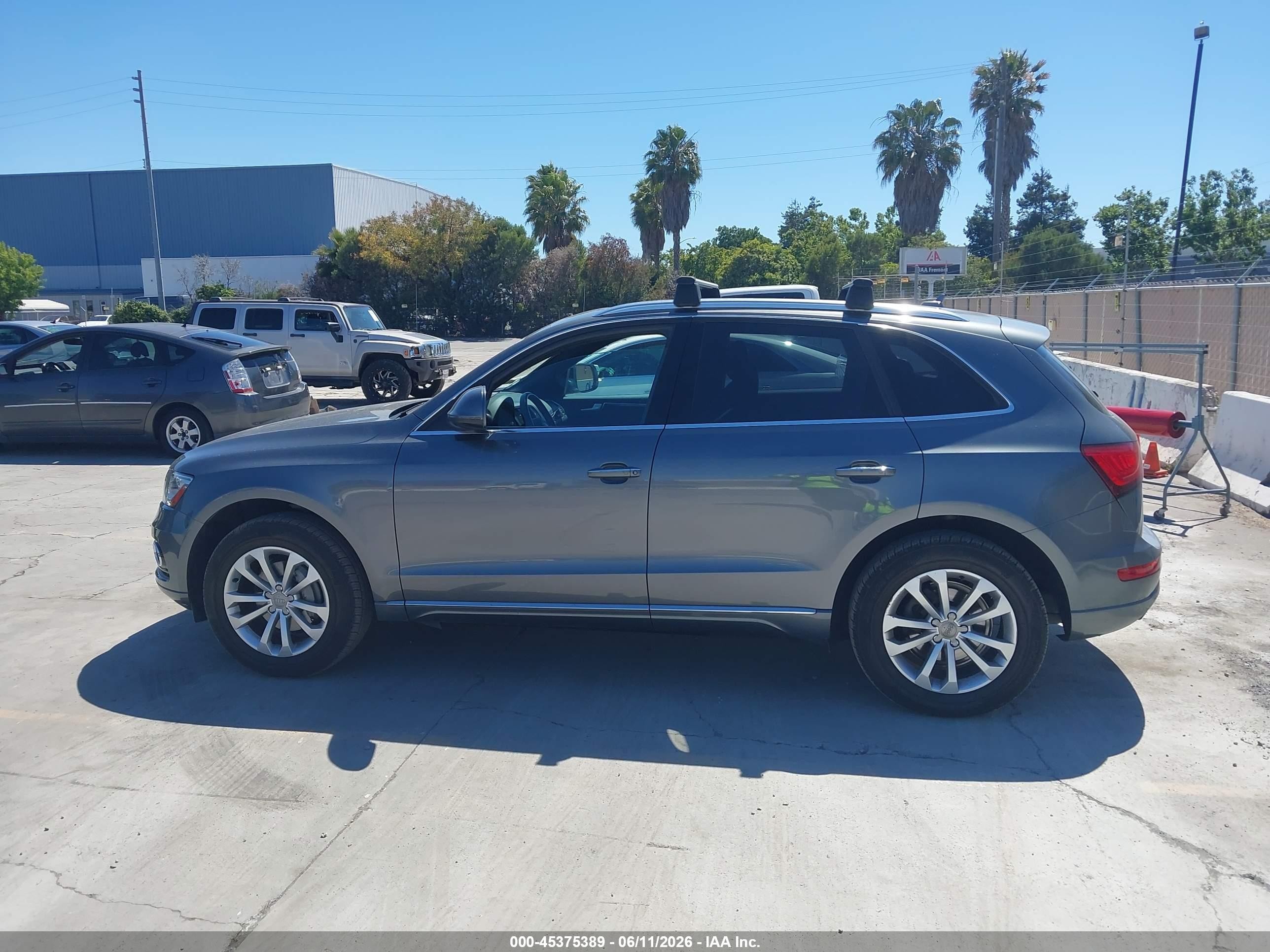 2015 Audi Q5 2.0t Premium Gray vin: WA1LFAFP0FA050626