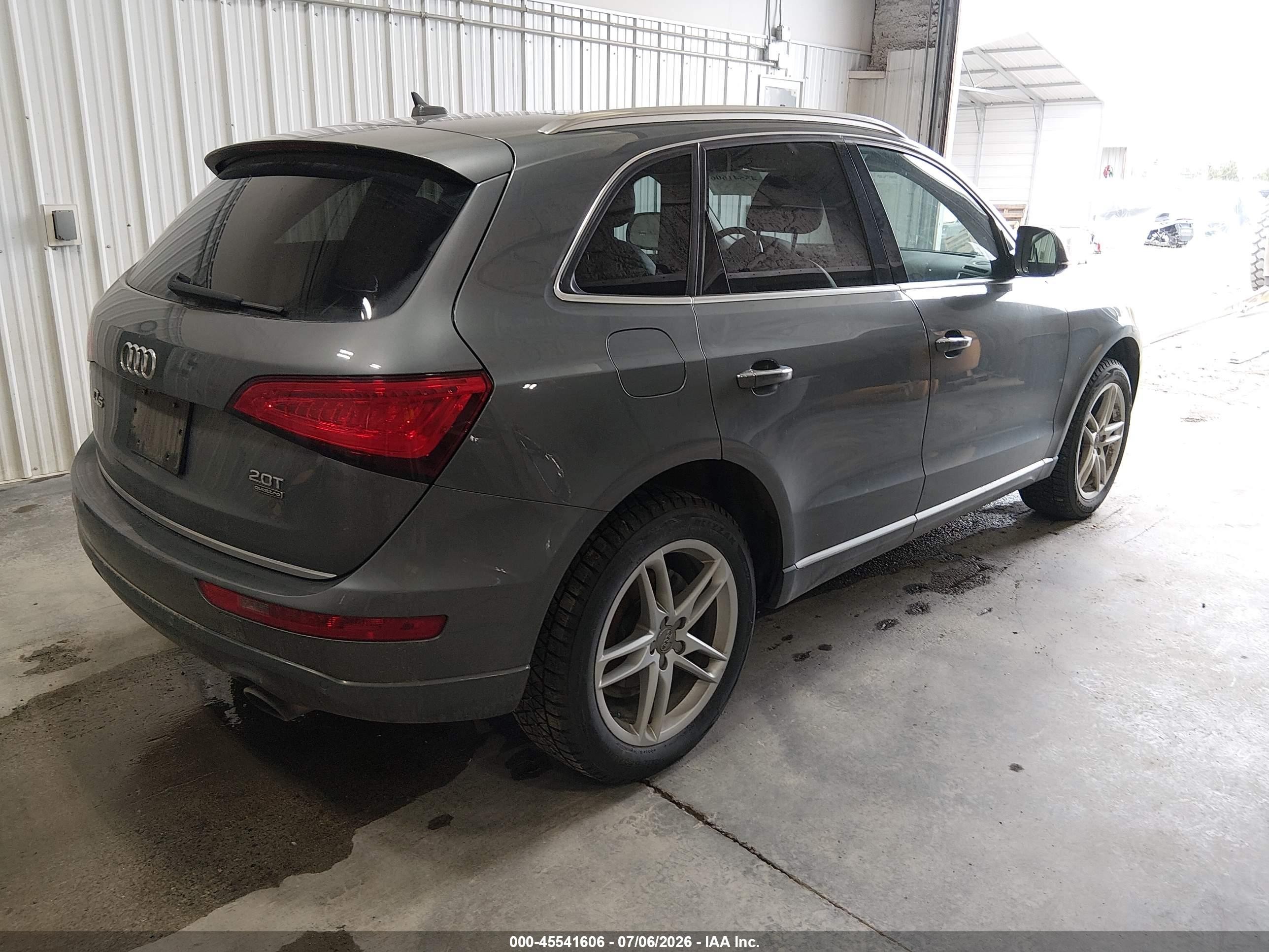 2015 Audi Q5 2.0t Premium Gray vin: WA1LFAFP0FA078149