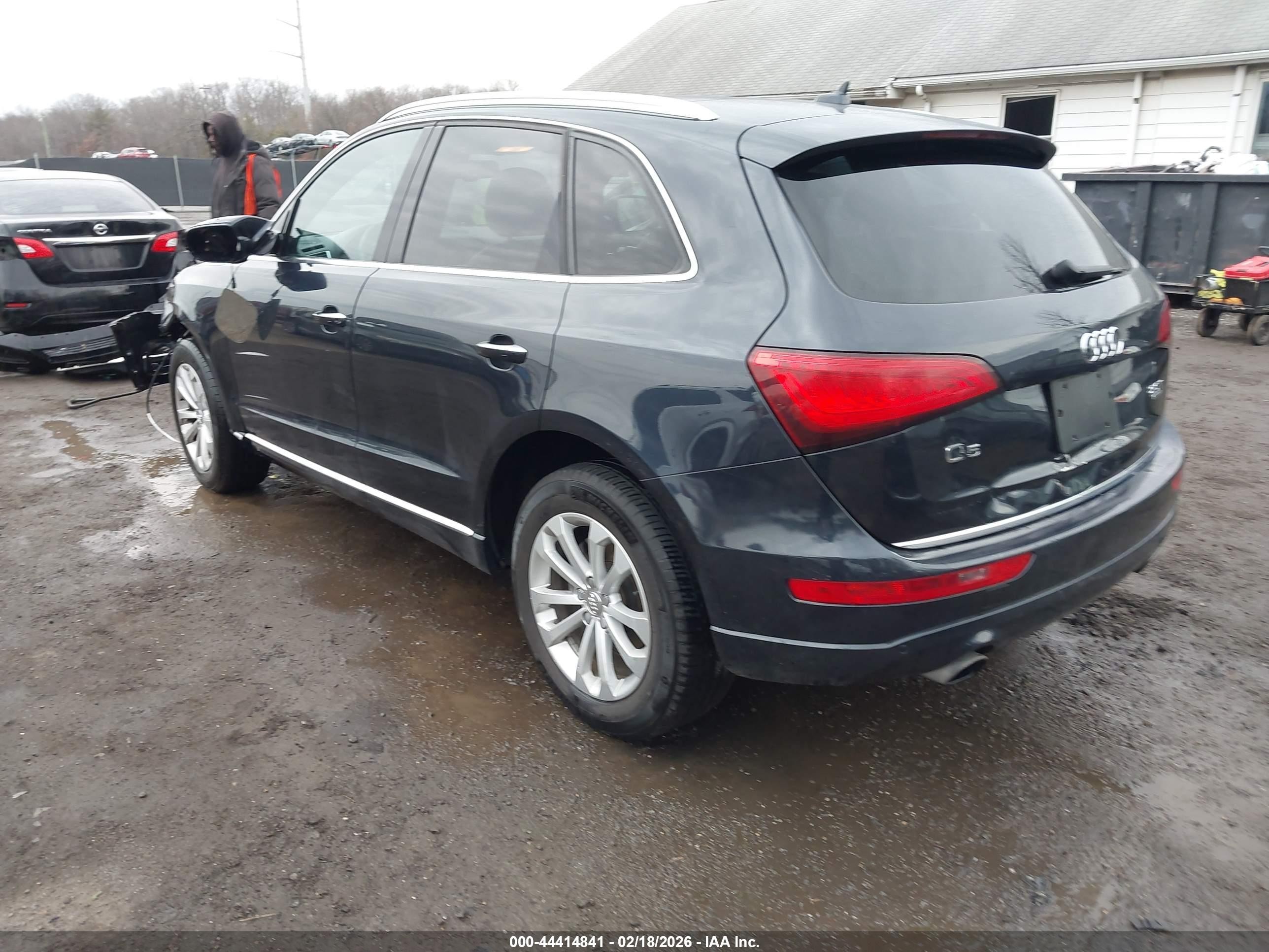 2015 Audi Q5 2.0t Premium Black vin: WA1LFAFP0FA086381