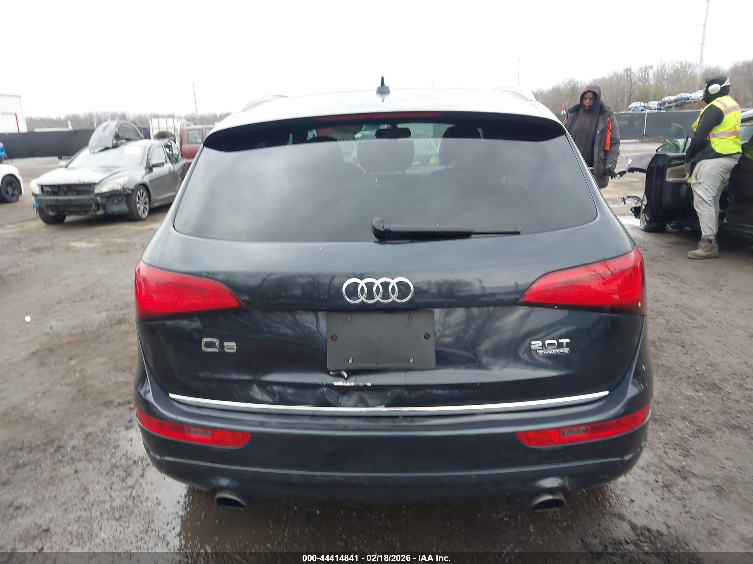 2015 Audi Q5 2.0t Premium Black vin: WA1LFAFP0FA086381