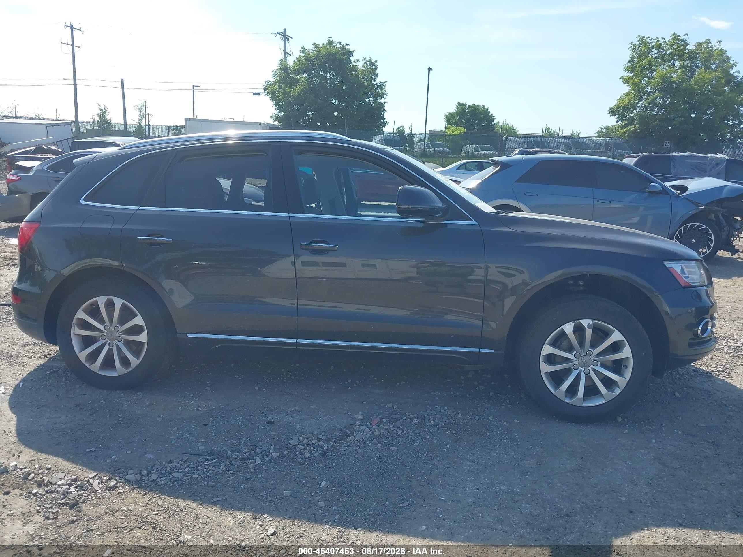 2015 Audi Q5 2.0t Premium Black vin: WA1LFAFP0FA095310