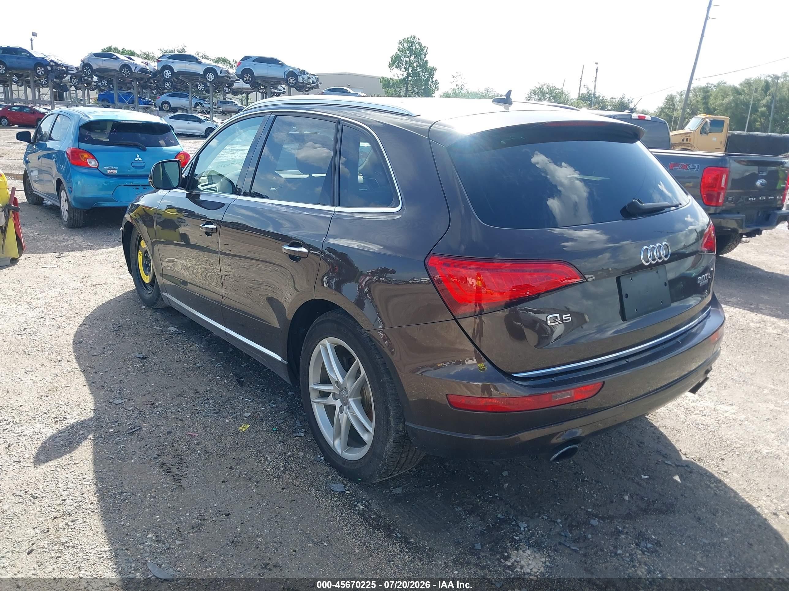 2015 Audi Q5 2.0t Premium Brown vin: WA1LFAFP0FA102577