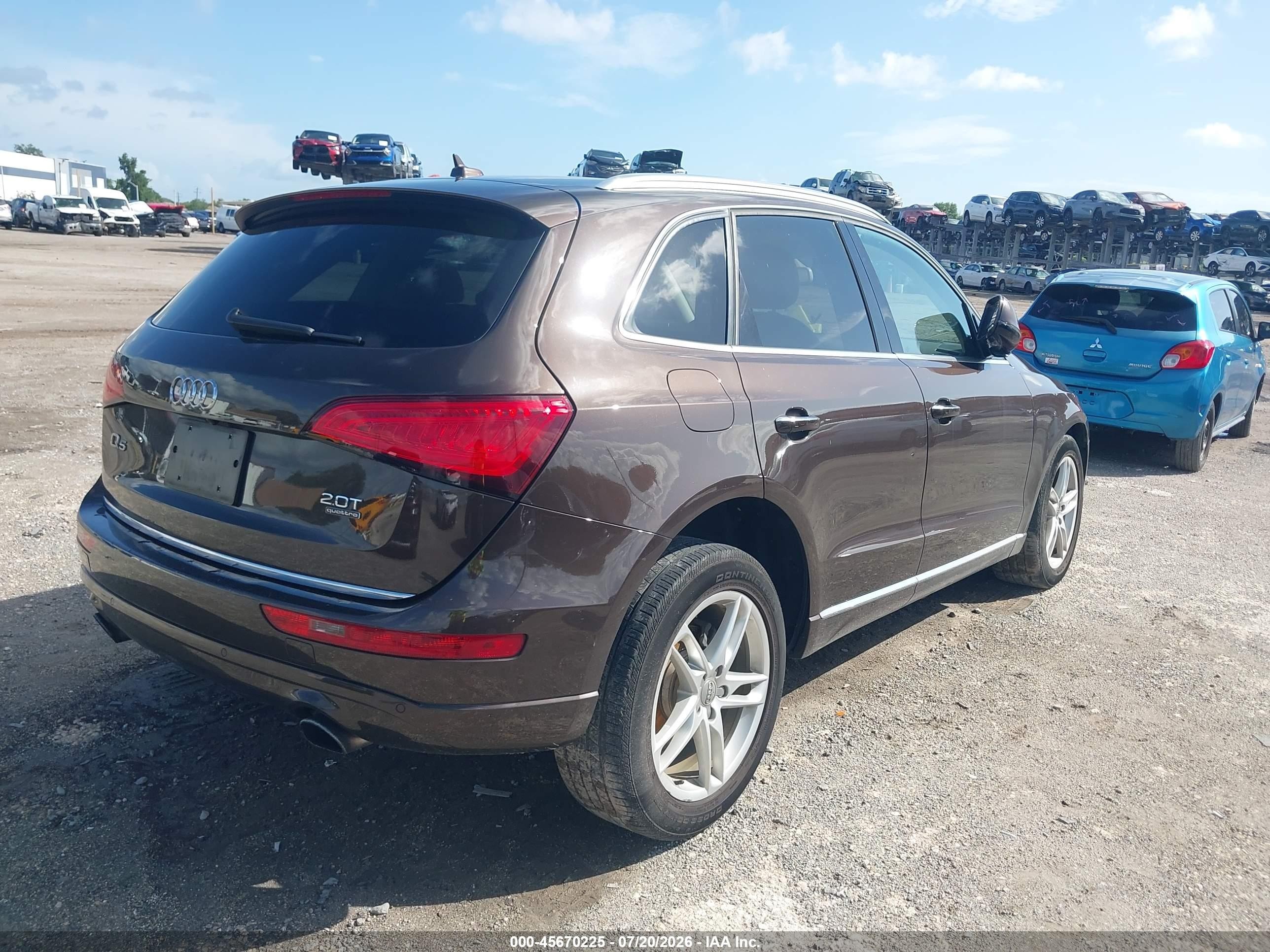 2015 Audi Q5 2.0t Premium Brown vin: WA1LFAFP0FA102577