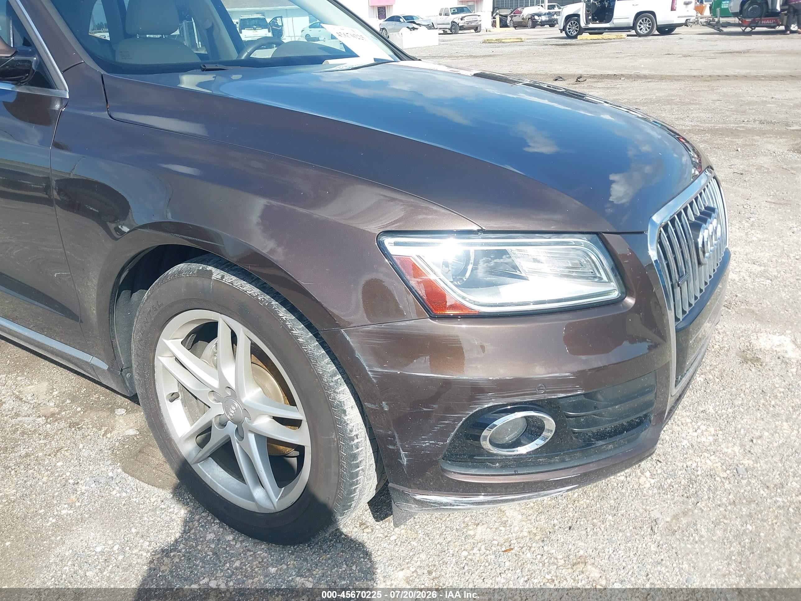 2015 Audi Q5 2.0t Premium Brown vin: WA1LFAFP0FA102577