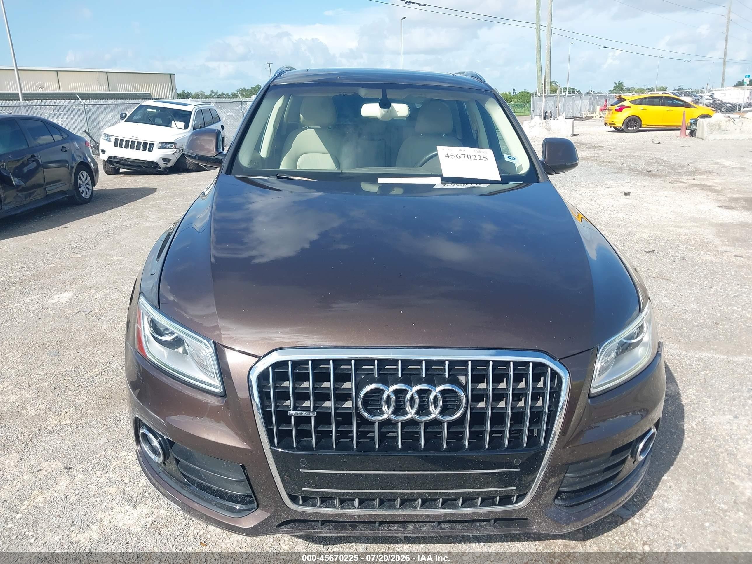 2015 Audi Q5 2.0t Premium Brown vin: WA1LFAFP0FA102577