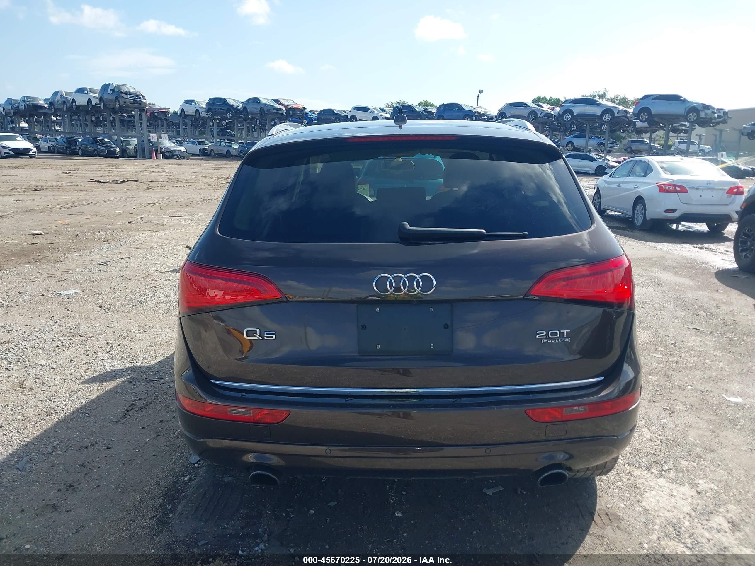 2015 Audi Q5 2.0t Premium Brown vin: WA1LFAFP0FA102577