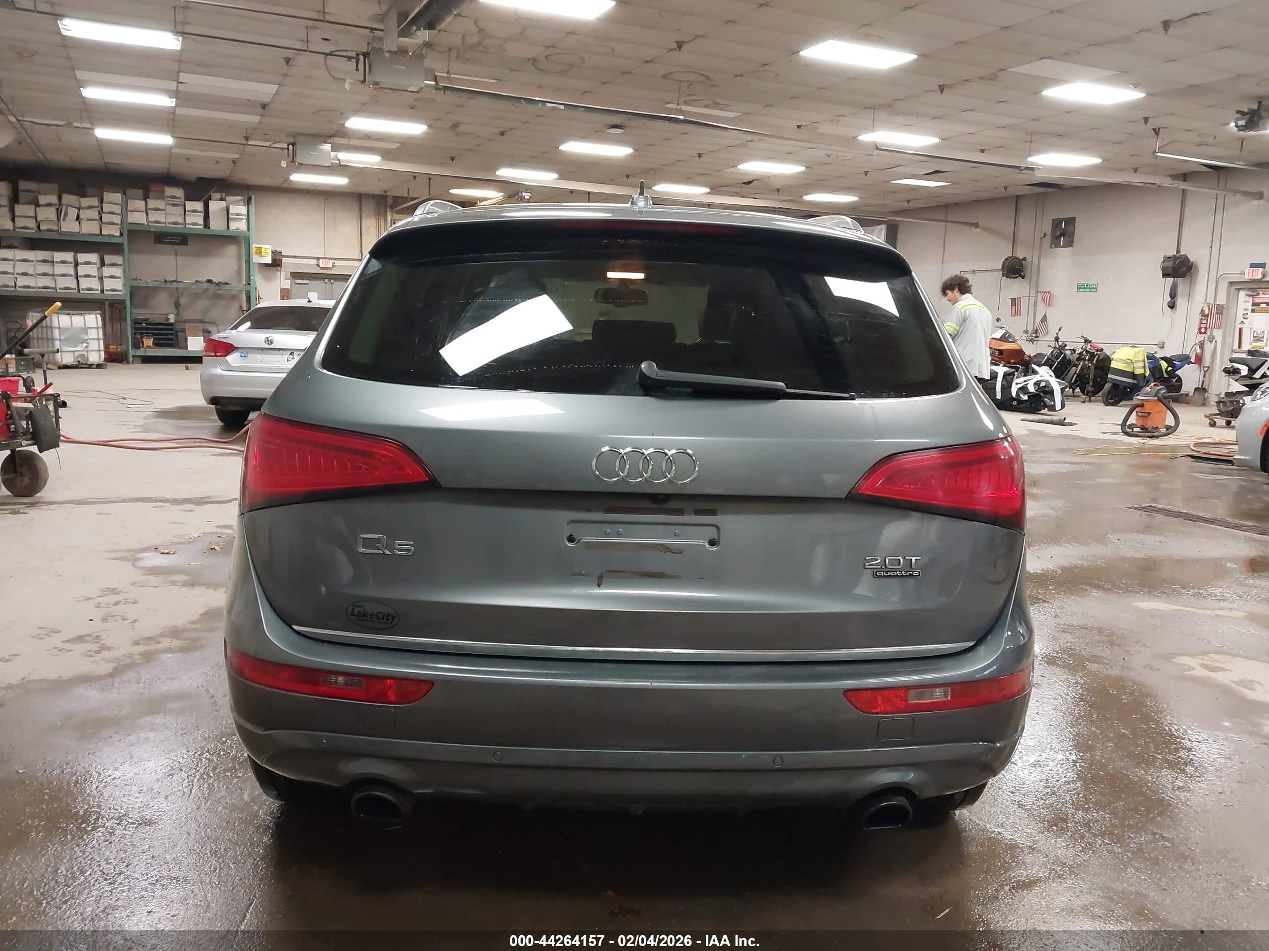 2015 Audi Q5 2.0t Premium Gray vin: WA1LFAFP0FA113370