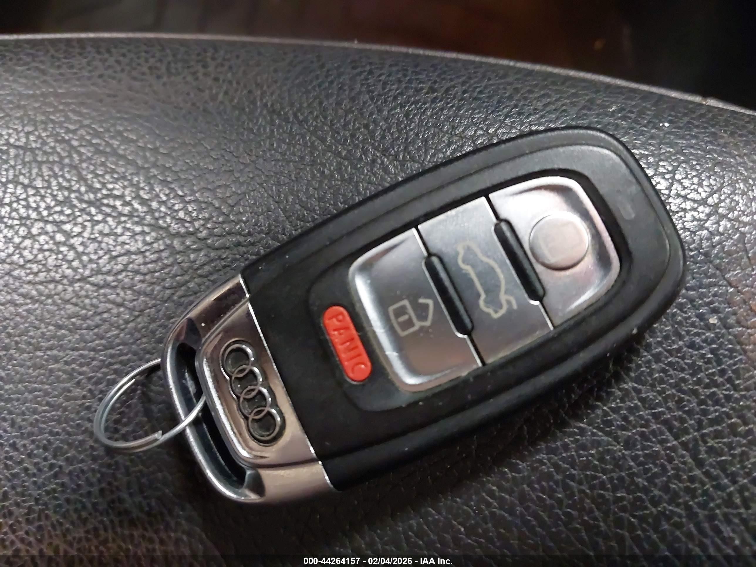 2015 Audi Q5 2.0t Premium Gray vin: WA1LFAFP0FA113370