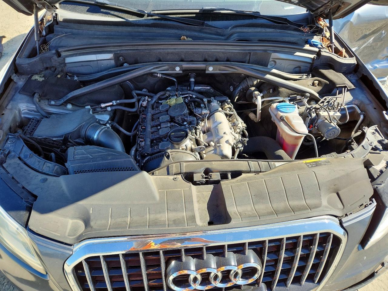 2015 Audi Q5 Premium Plus Gray vin: WA1LFAFP0FA124126