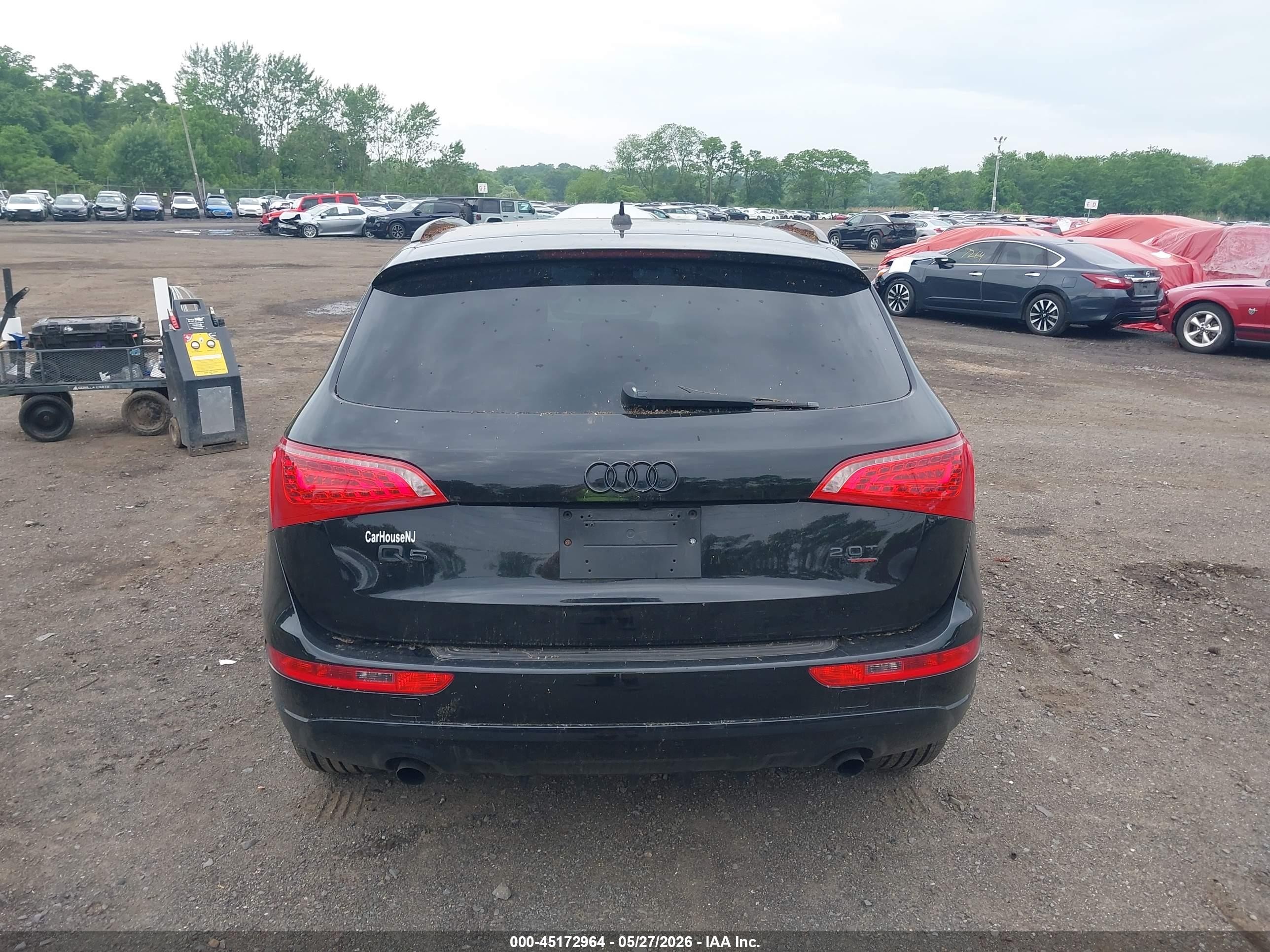 2011 Audi Q5 2.0t Premium Black vin: WA1LFAFP1BA024756