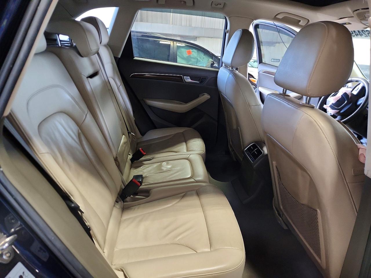 2011 Audi Q5 Premium Plus Синий vin: WA1LFAFP1BA044067