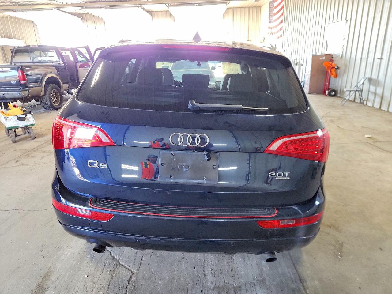 2011 Audi Q5 Premium Plus Синий vin: WA1LFAFP1BA044067