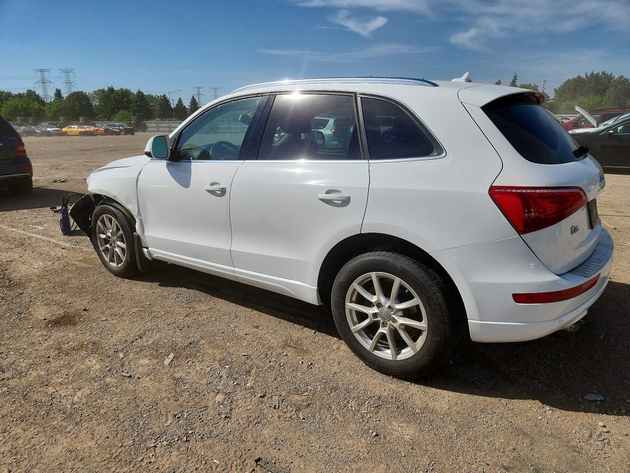 2011 Audi Q5 Premium Plus White vin: WA1LFAFP1BA074380