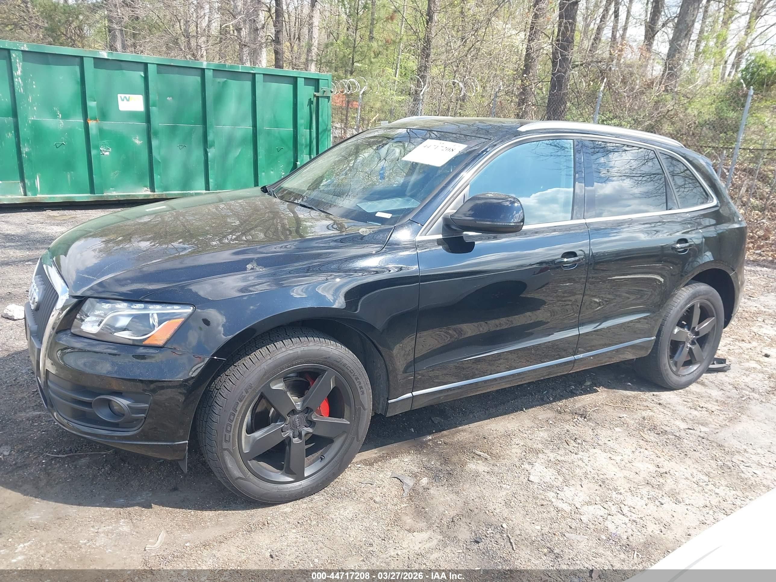 2011 Audi Q5 2.0t Premium Черный vin: WA1LFAFP1BA110147