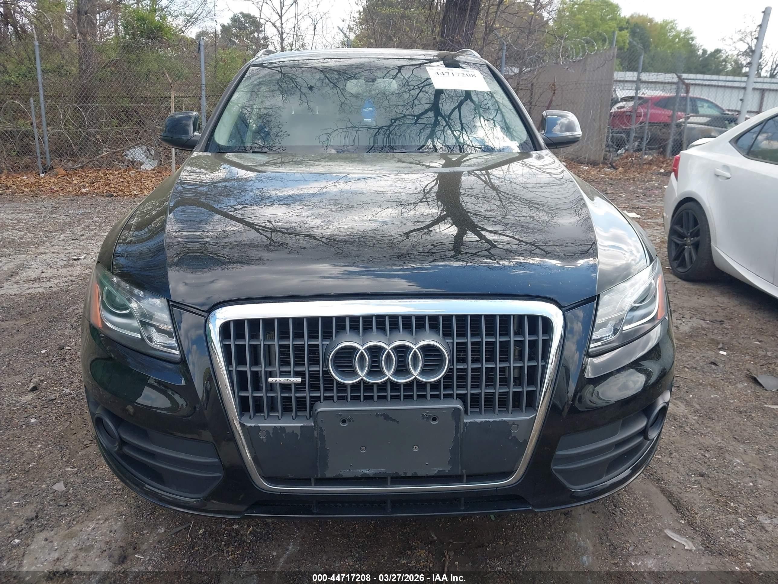 2011 Audi Q5 2.0t Premium Черный vin: WA1LFAFP1BA110147