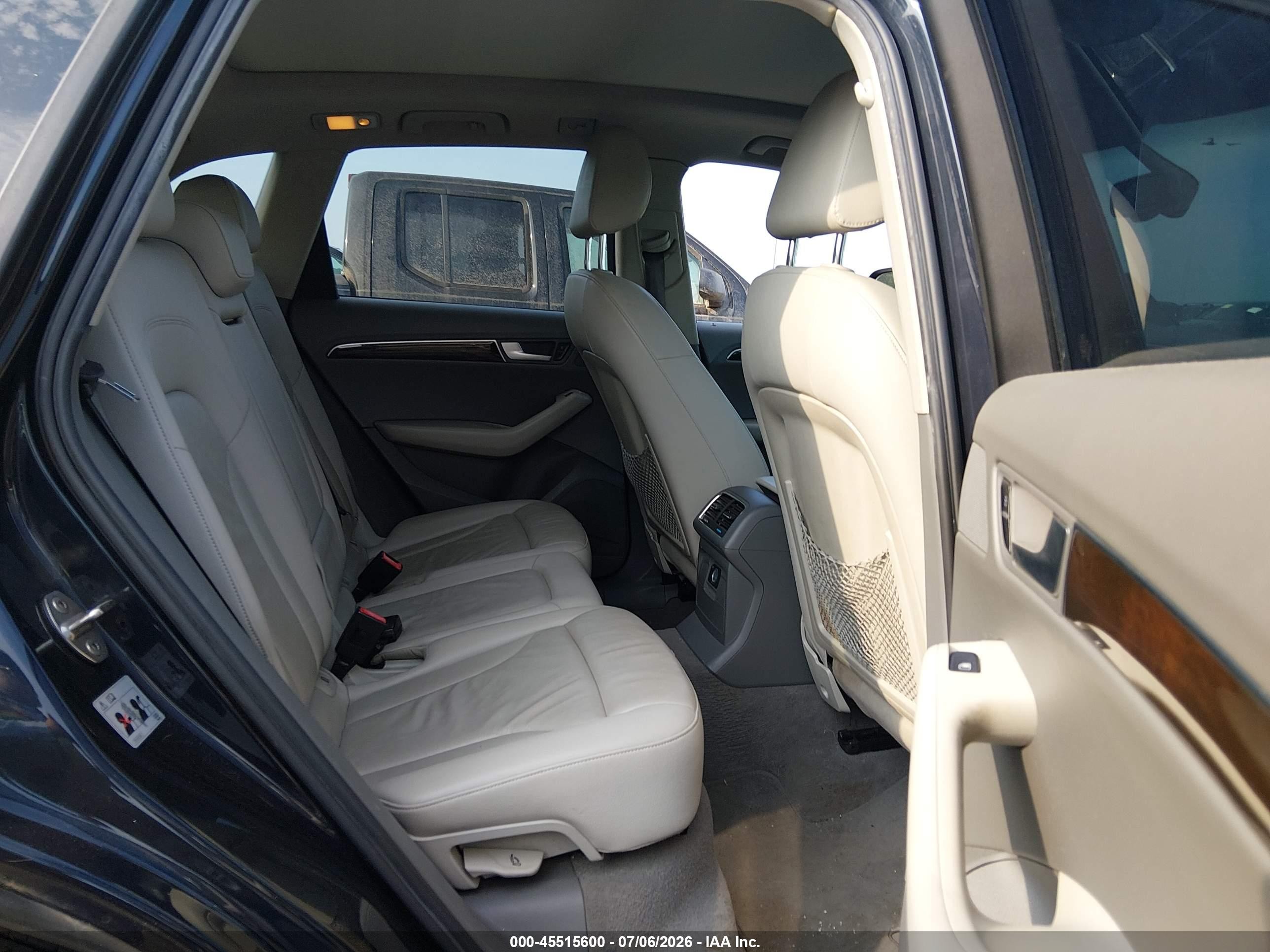 2012 Audi Q5 2.0t Premium Gray vin: WA1LFAFP1CA028789
