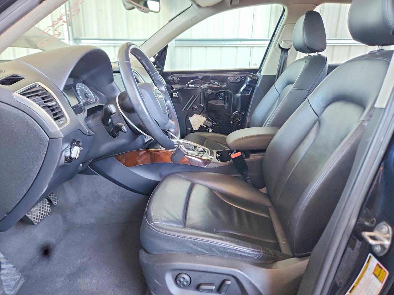 2012 Audi Q5 Premium Plus Blue vin: WA1LFAFP1CA037122