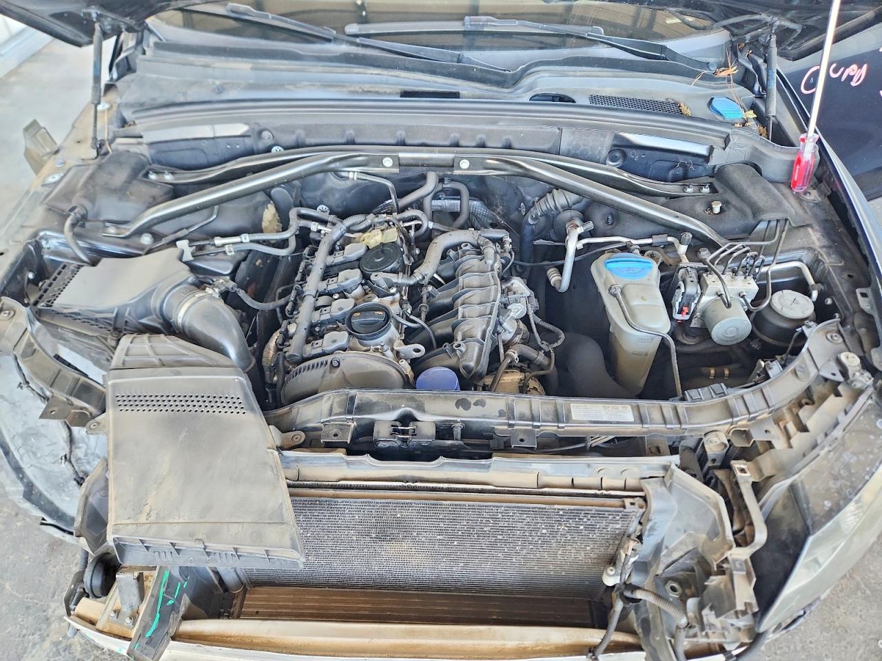 2012 Audi Q5 Premium Plus Blue vin: WA1LFAFP1CA037122